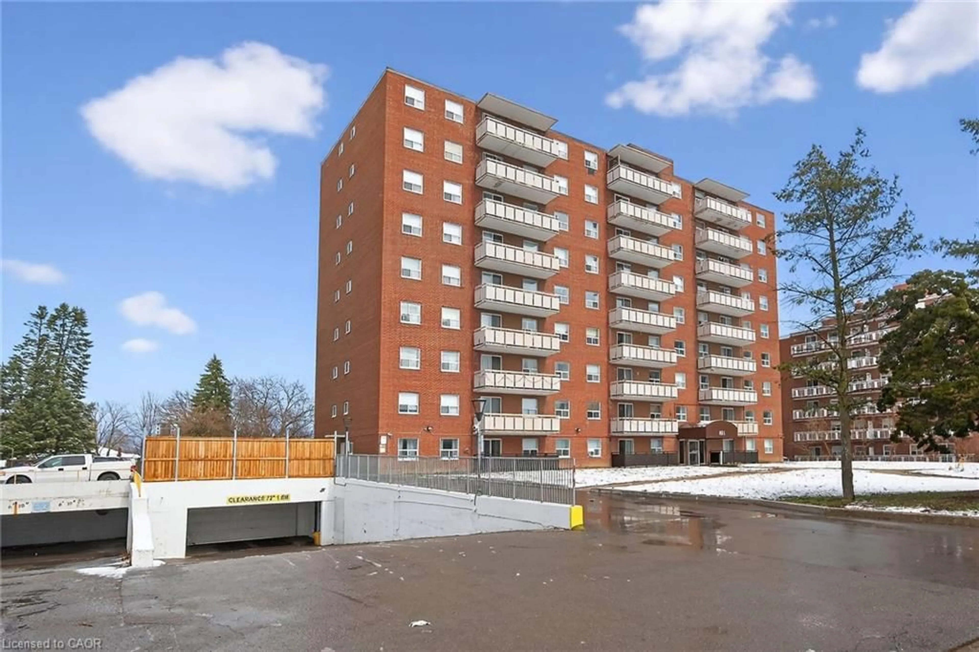 Unknown for 851 Queenston Rd #204, Stoney Creek Ontario L8G 1B4