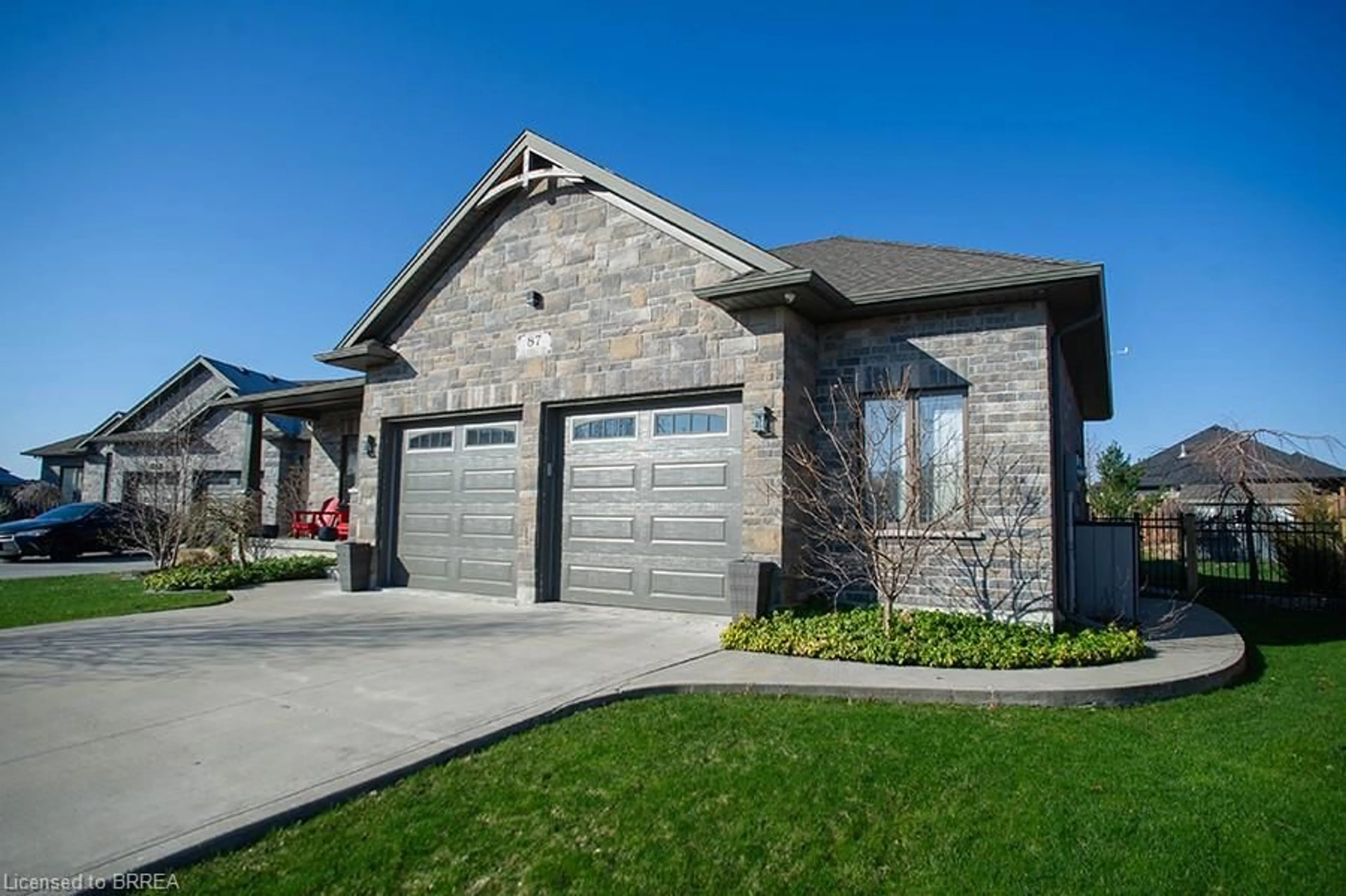 Home with brick exterior material, street for 87 Allandale Cres, Simcoe Ontario N3Y 0B4