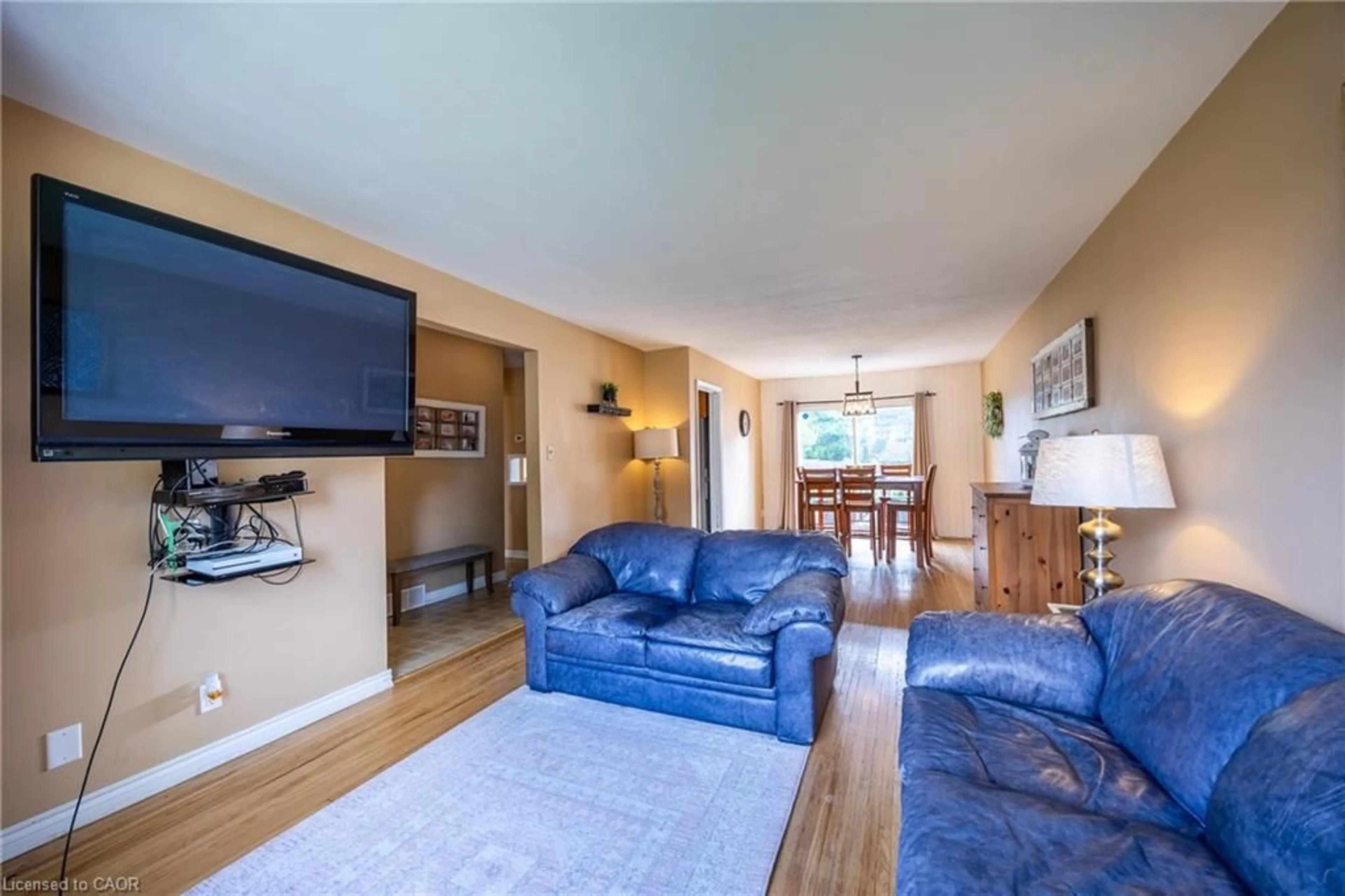 Living room with furniture, unknown for 5 Bint Ave, Simcoe Ontario N3Y 4J4