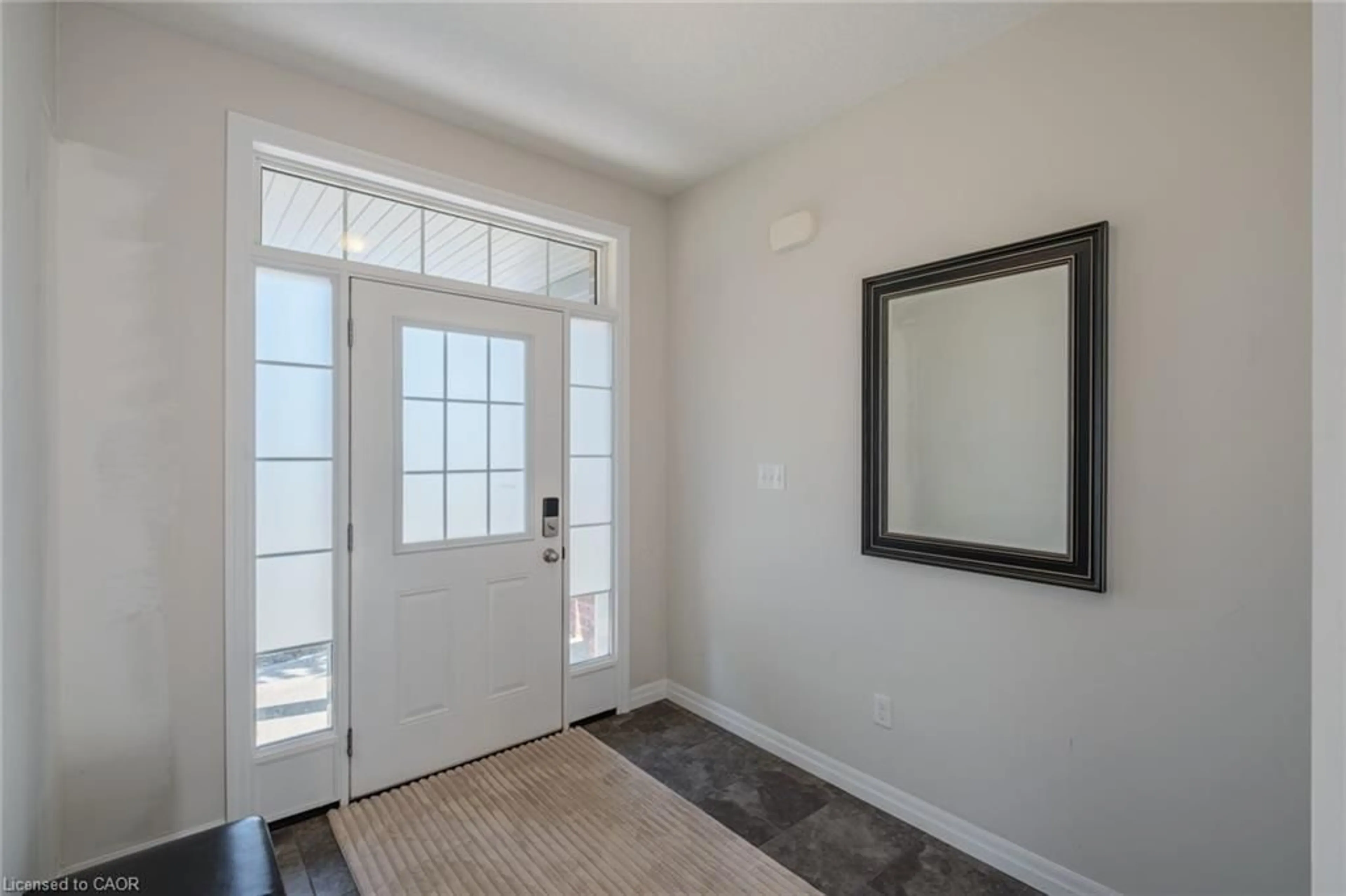 Indoor entryway for 273 Woodway Trail, Simcoe Ontario N3Y 0C9