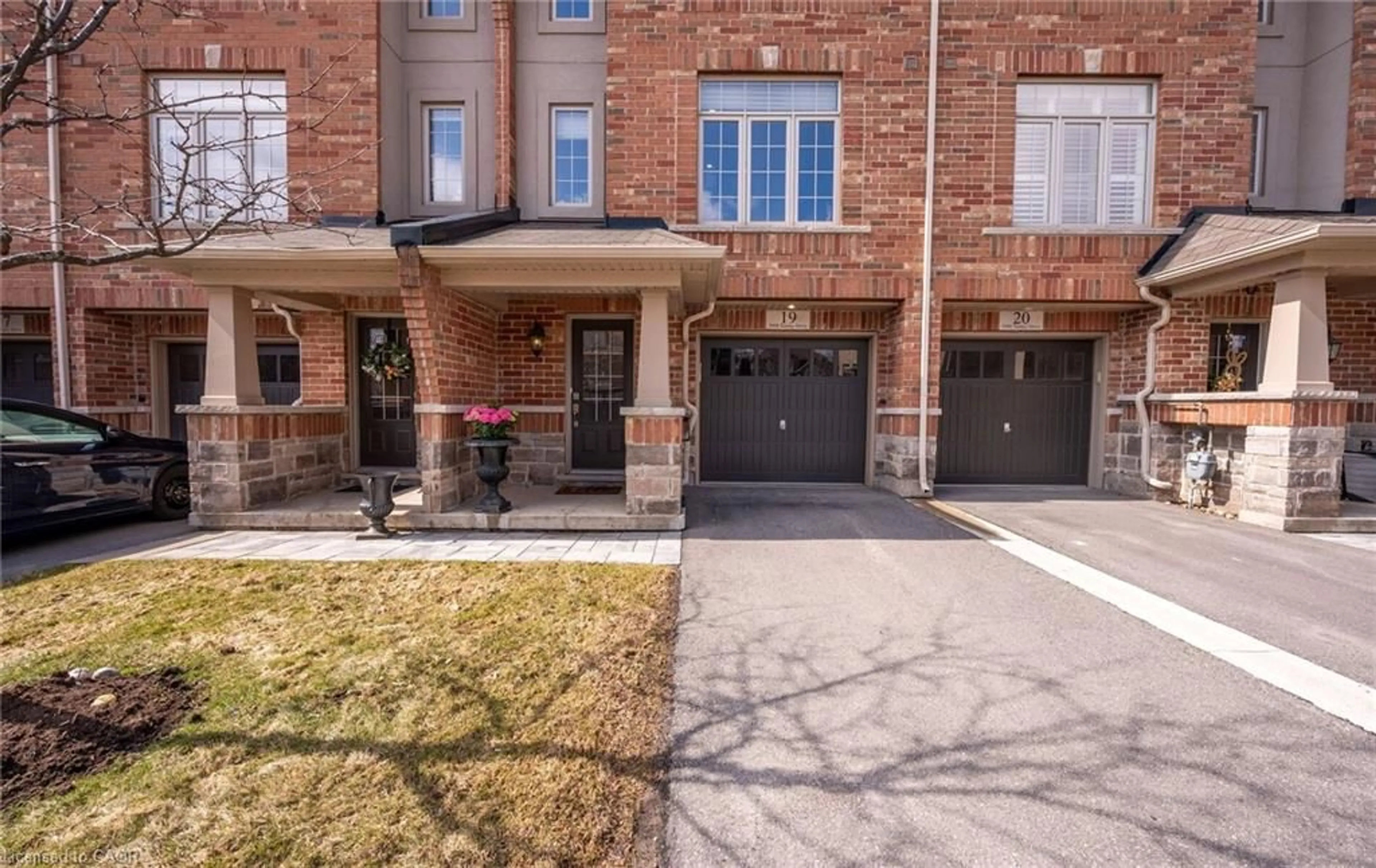 Home with brick exterior material, street for 5988 Turney Dr #19, Peel Ontario L5M 0S5