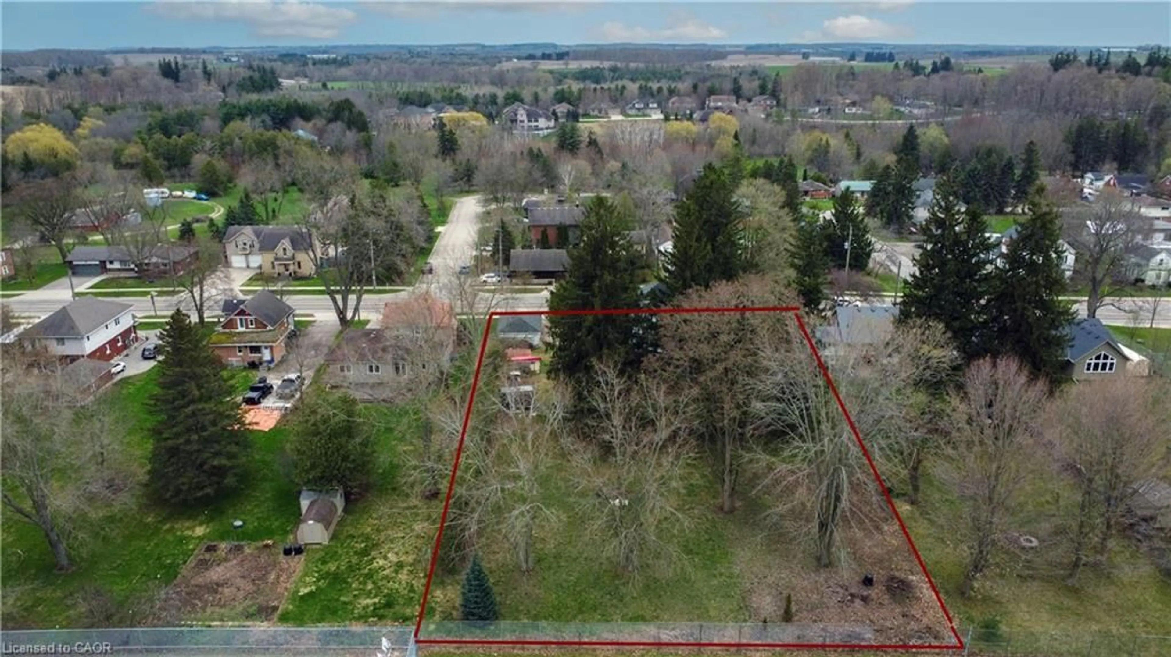 A pic from outside/outdoor area/front of a property/back of a property/a pic from drone, unknown for 1408 Bridge St, New Dundee Ontario N0B 2E0