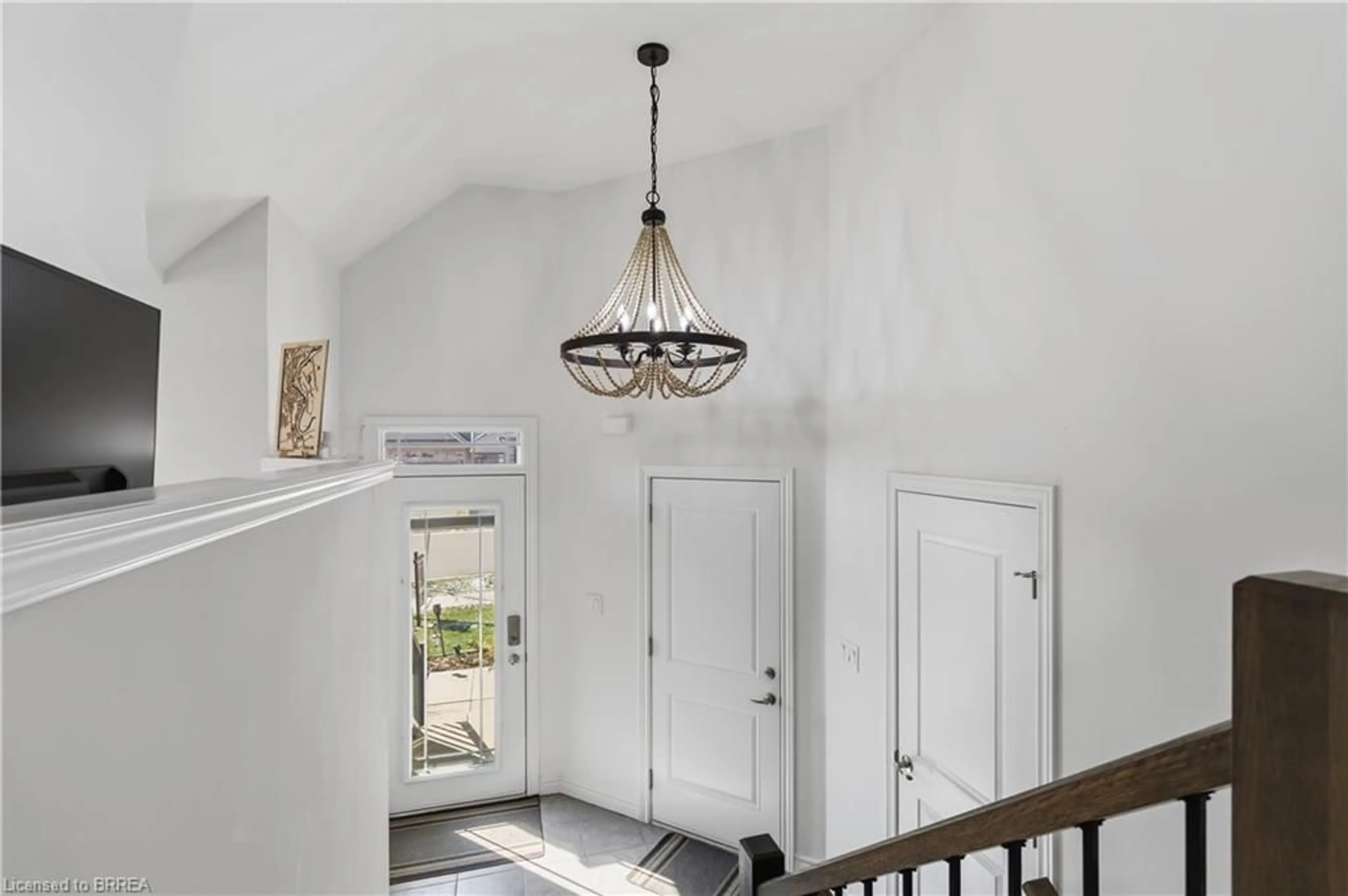 Indoor entryway for 14 Lydia Lane, Paris Ontario N3L 0H5