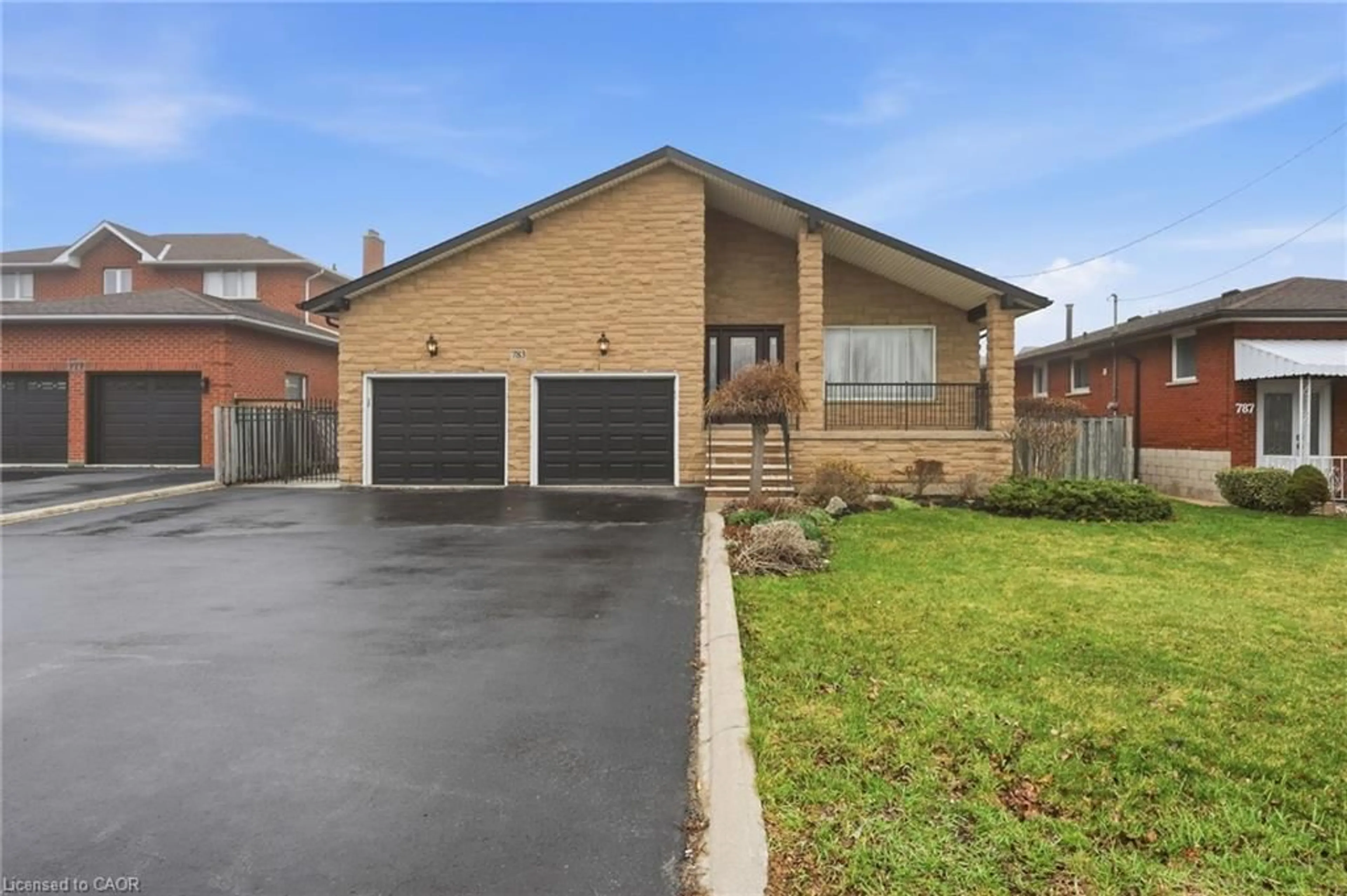 Home with brick exterior material, street for 783 Stone Church Rd, Hamilton Ontario L8W 1A9
