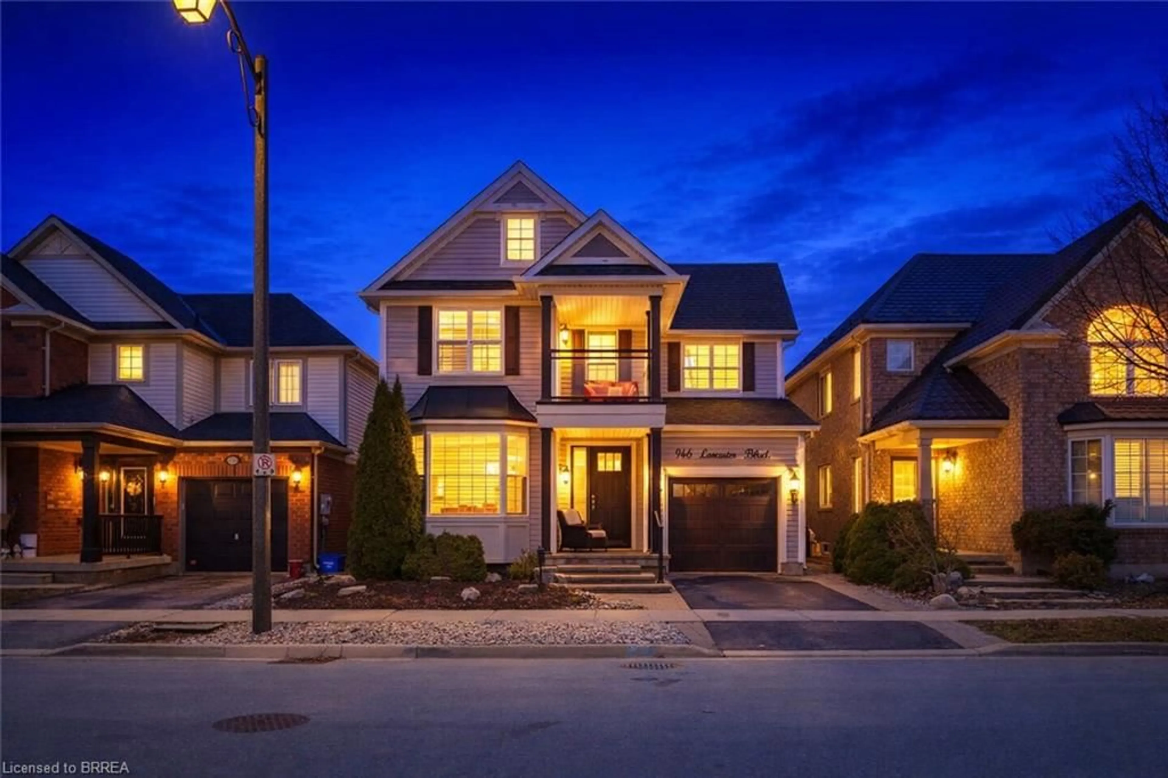 Home with brick exterior material, street for 946 Lancaster Blvd, Milton Ontario L9T 6A2