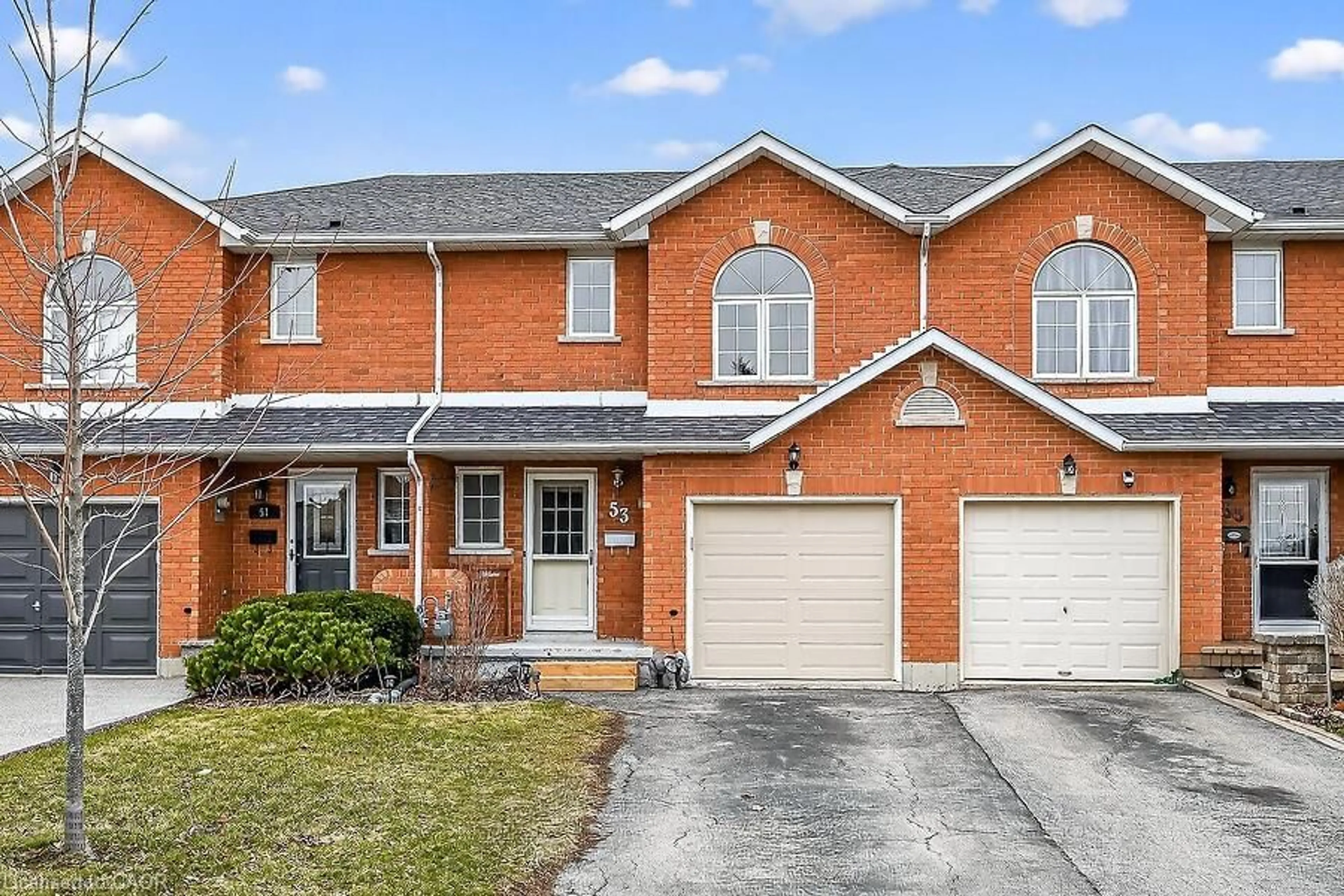Home with brick exterior material, street for 53 Pinewoods Dr, Stoney Creek Ontario L8J 2T6