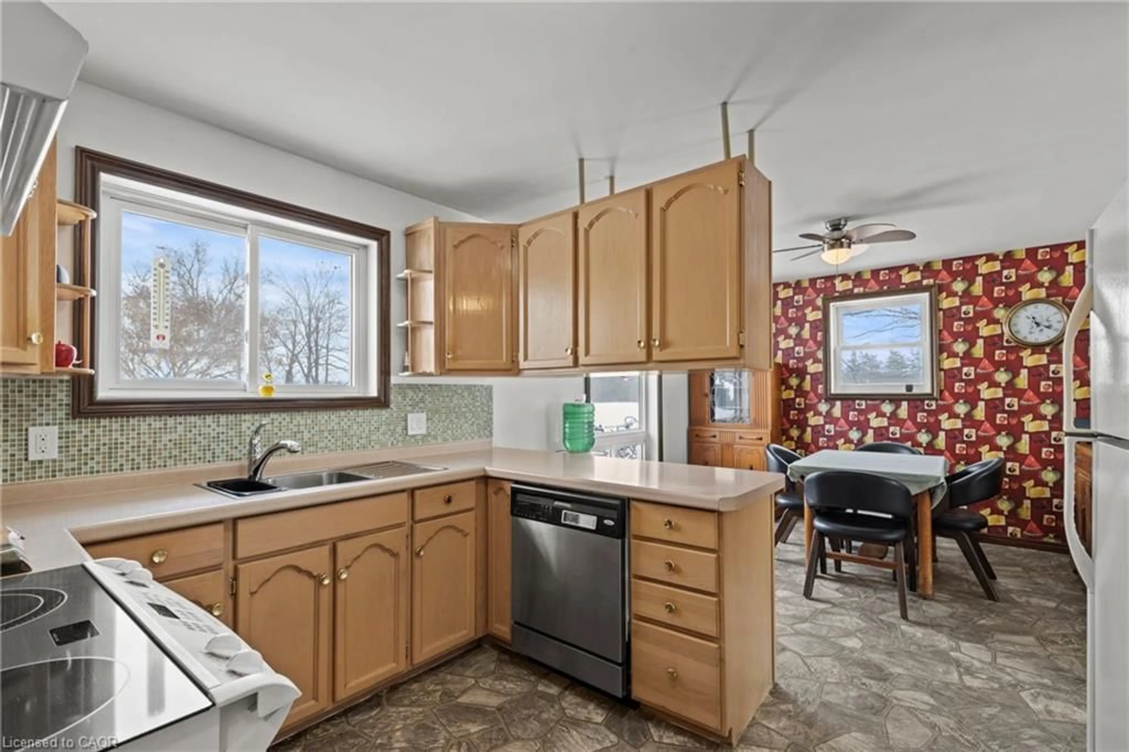 Standard kitchen, unknown for 1769 Concession 5 Rd, Waterford Ontario N0E 1Y0