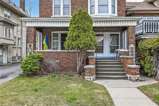 96 Barnesdale Blvd, Hamilton 4