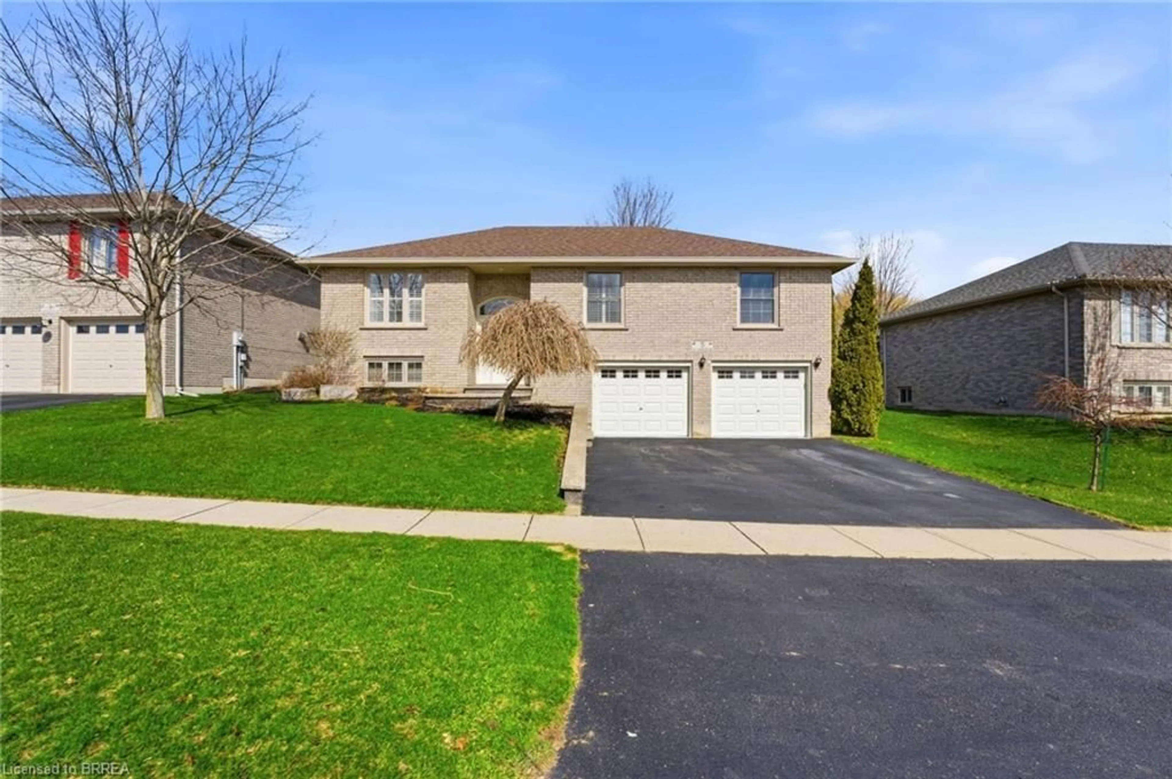 Unknown for 5 Southampton Dr, St. George Ontario N0E 1N0