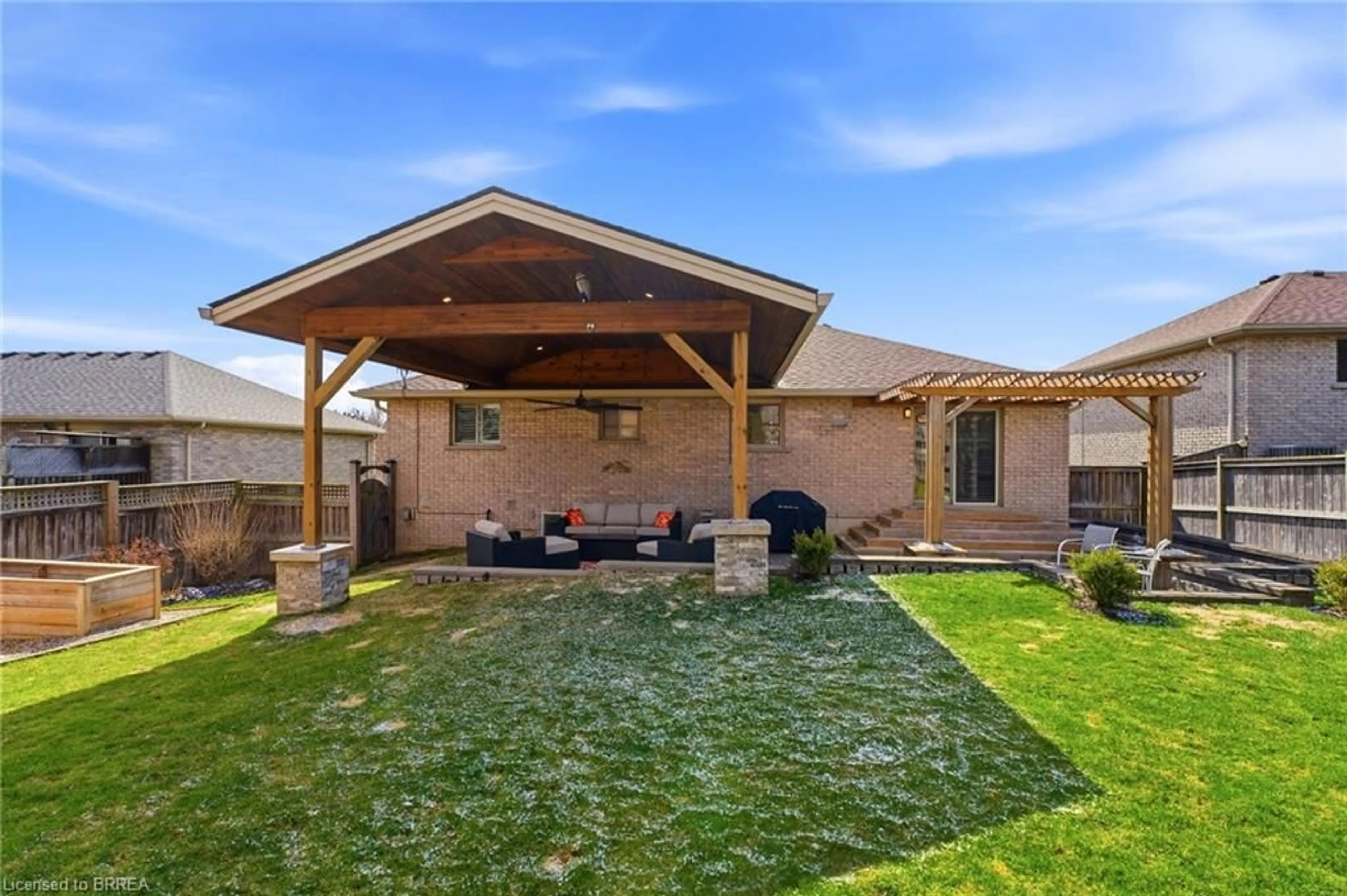 Unknown for 5 Southampton Dr, St. George Ontario N0E 1N0