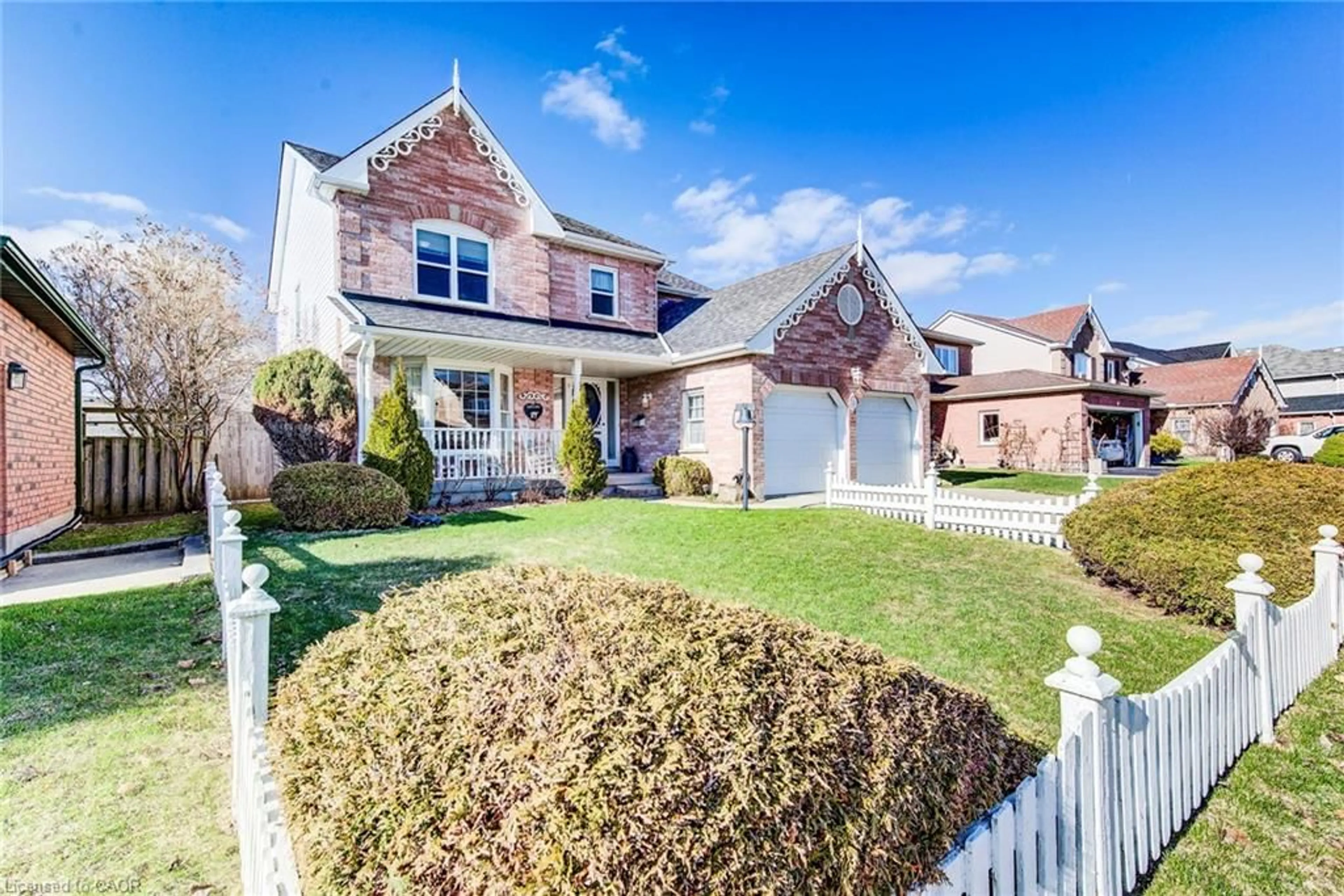 Home with brick exterior material, street for 72 Westforest Trail, Kitchener Ontario N2N 3A8