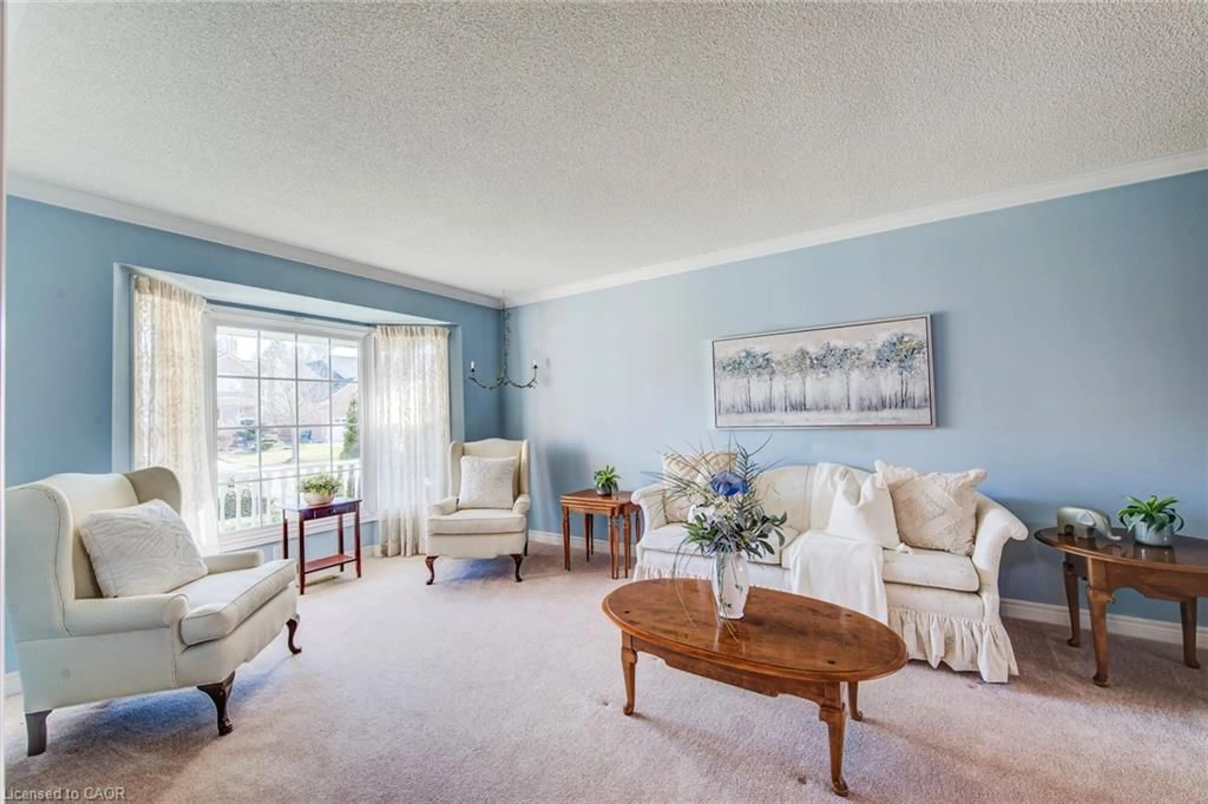 Living room with furniture, carpet floor for 72 Westforest Trail, Kitchener Ontario N2N 3A8