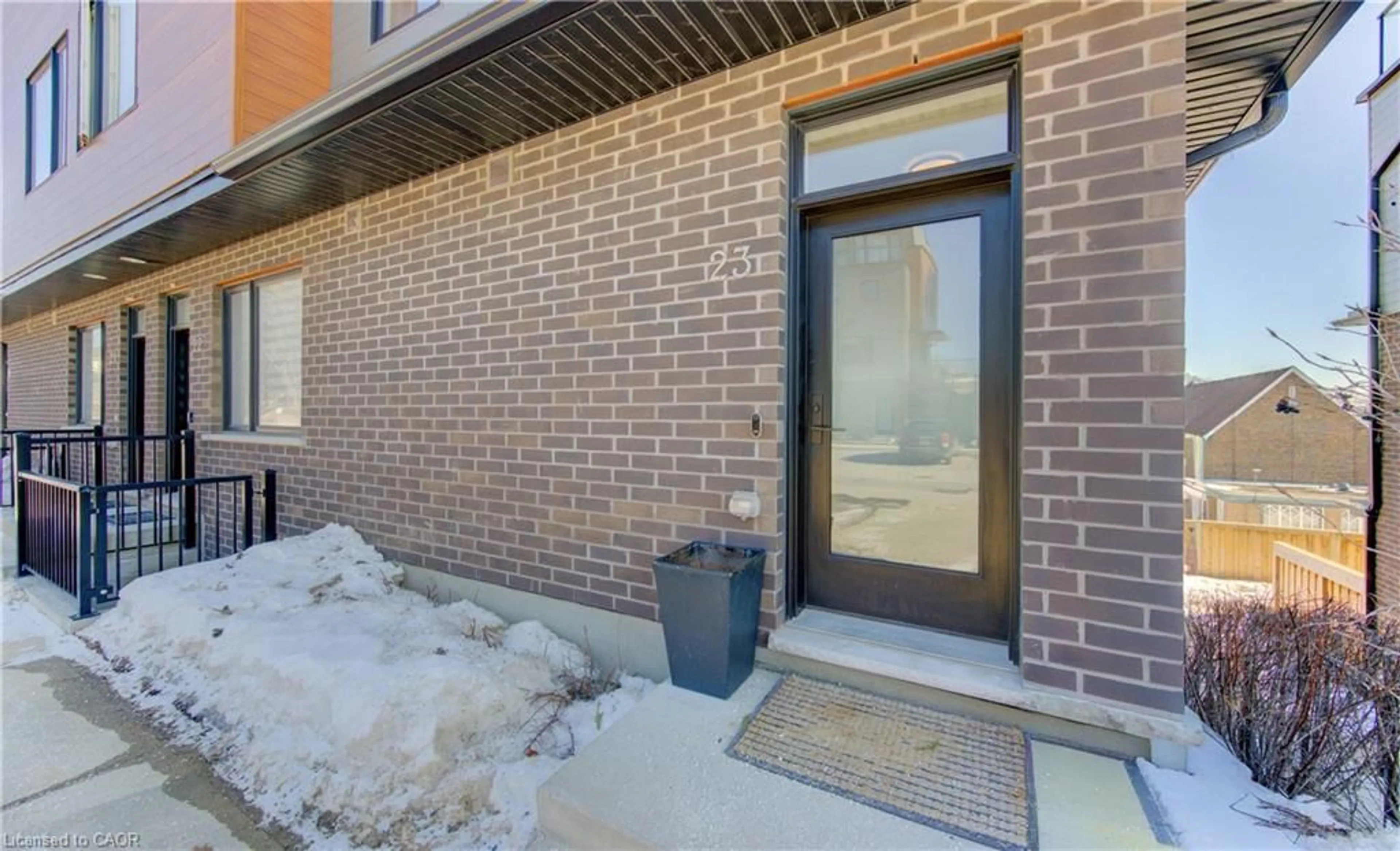 Home with brick exterior material, street for 54 Bridge St #23, Kitchener Ontario N2K 0G4