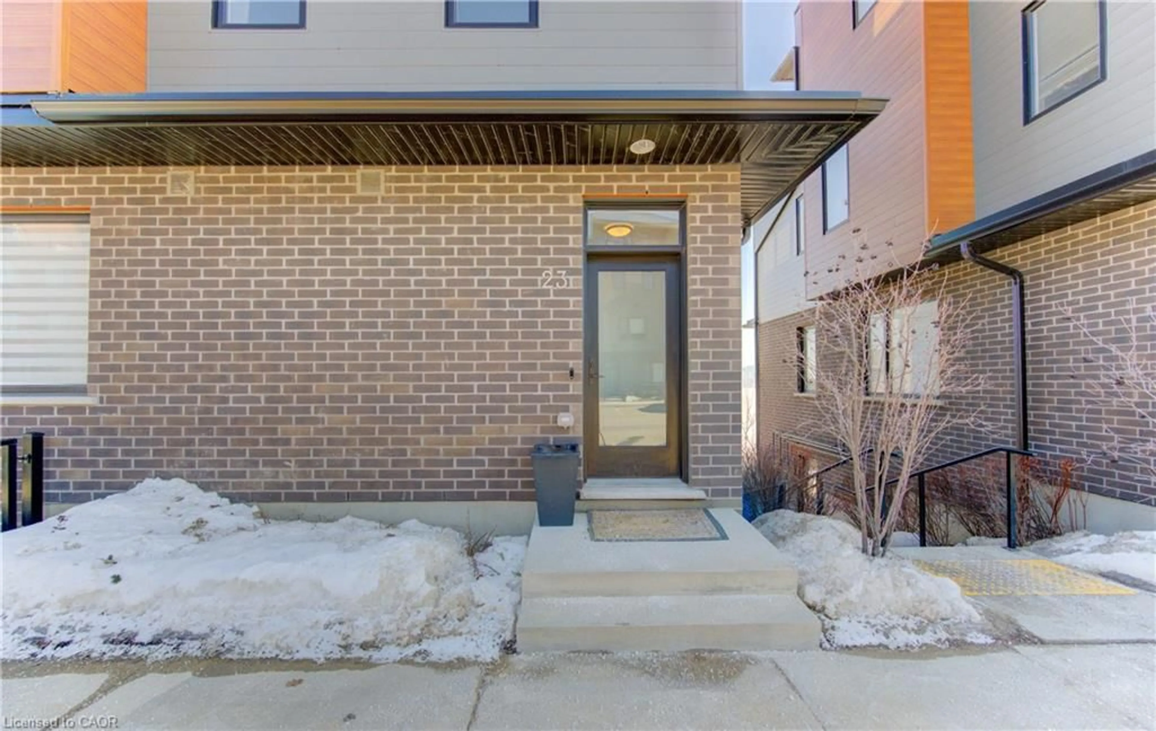 Home with brick exterior material, street for 54 Bridge St #23, Kitchener Ontario N2K 0G4