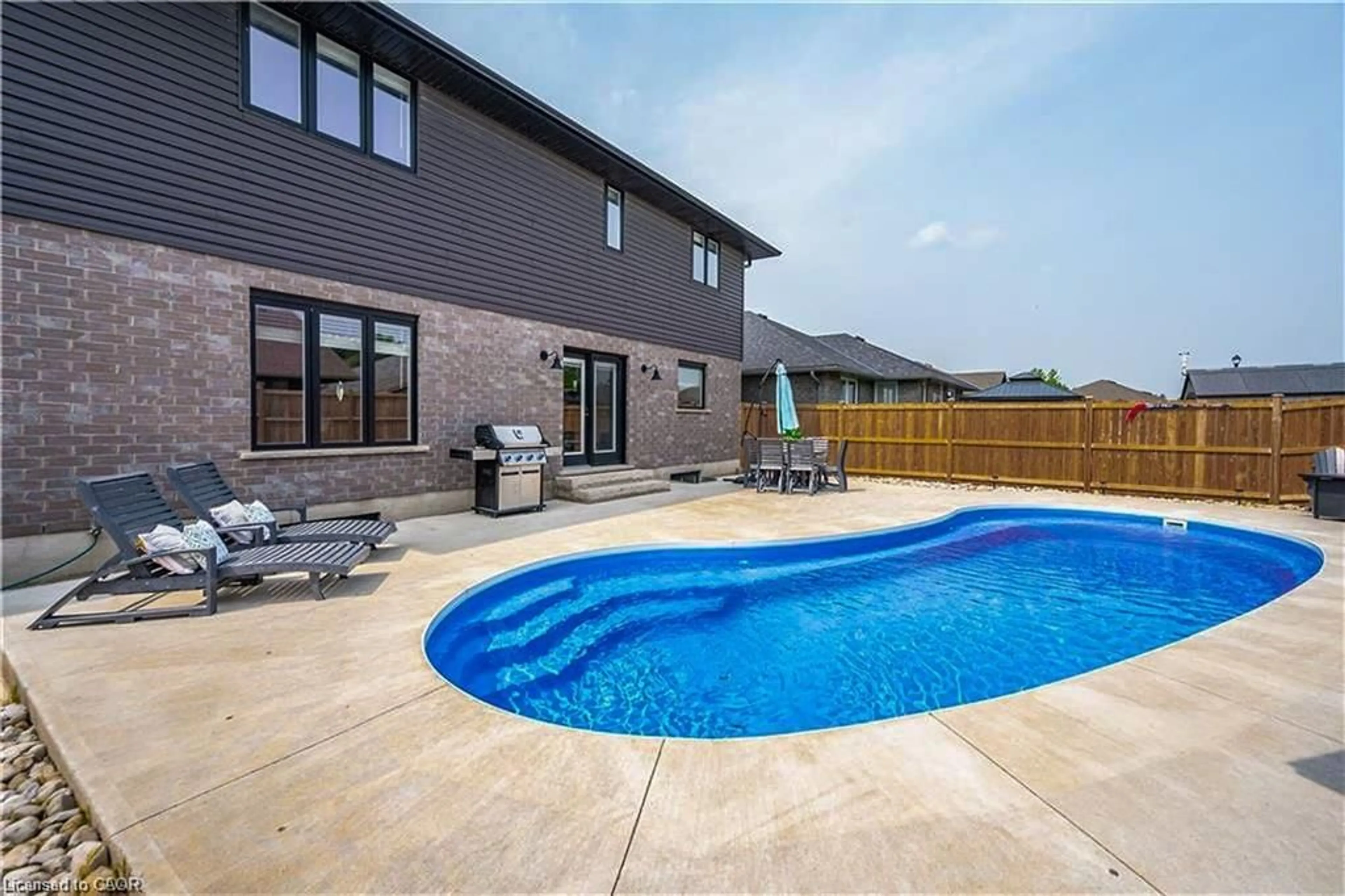 Pool for 74 Farley Rd, Fergus Ontario N1M 0E9