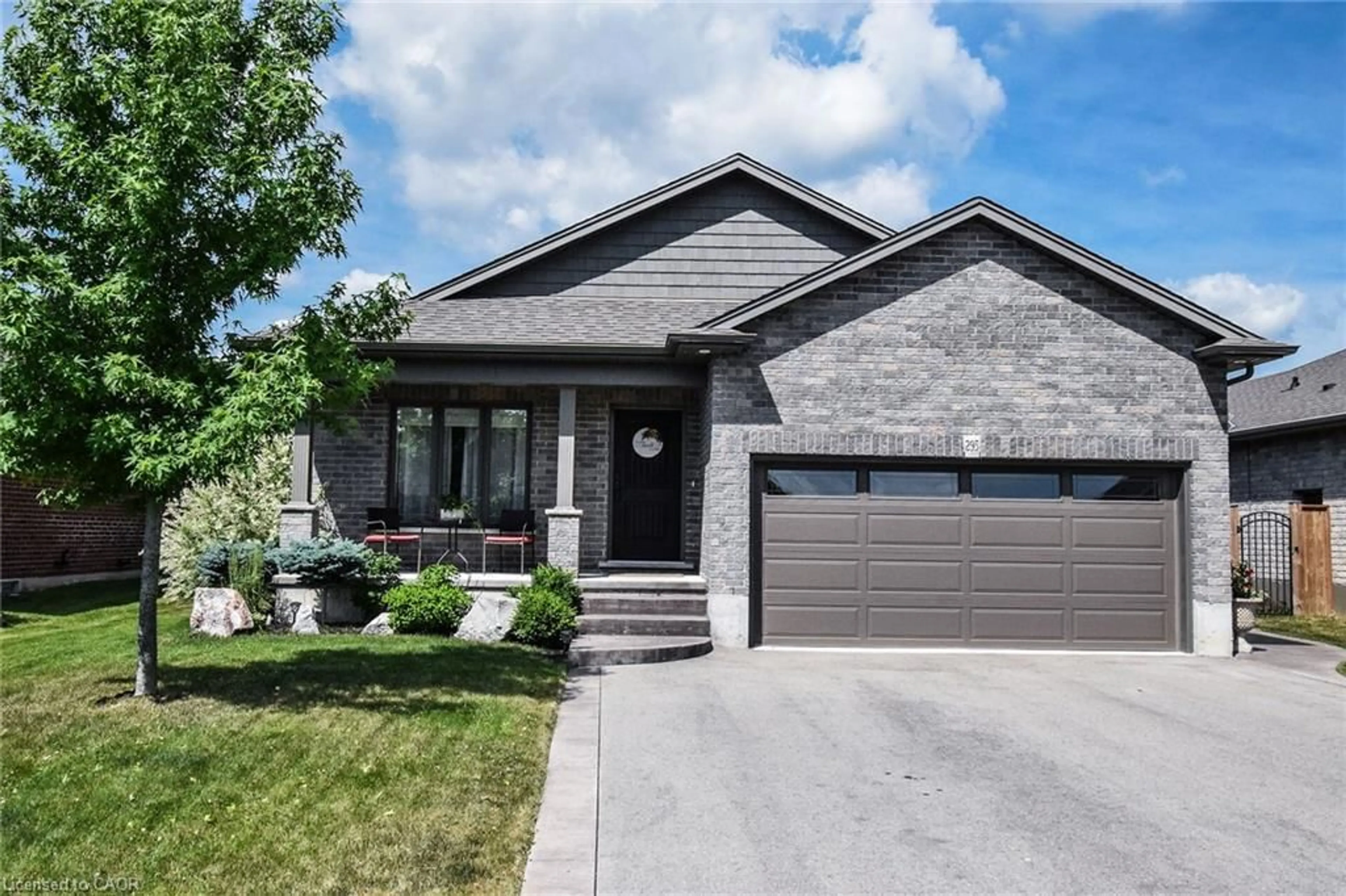 Home with brick exterior material, street for 295 Courtland St, Delhi Ontario N4B 0A7