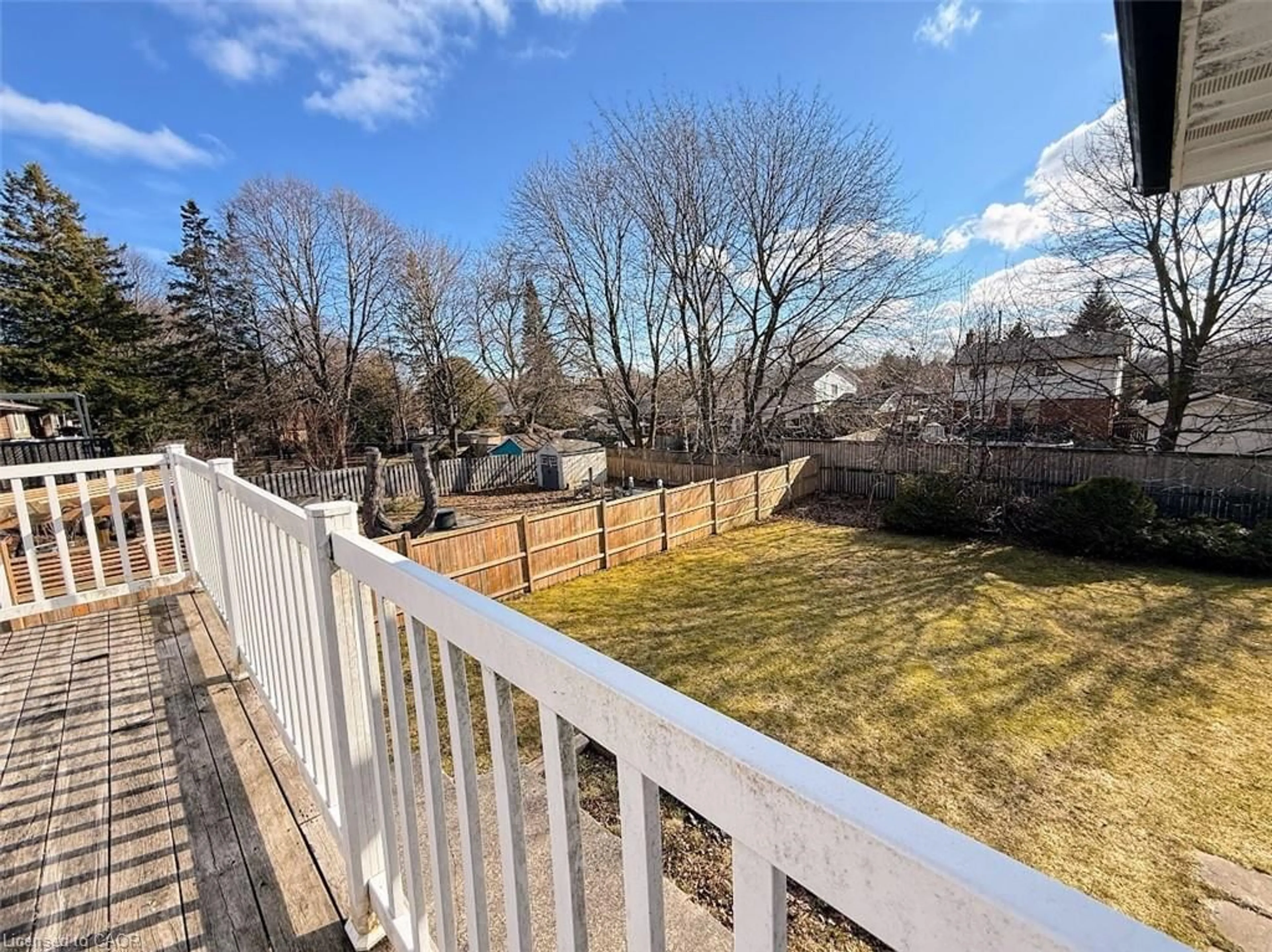A pic from outside/outdoor area/front of a property/back of a property/a pic from drone, water/lake/river/ocean view for 374 Victoria Rd, Guelph Ontario N1E 5J7