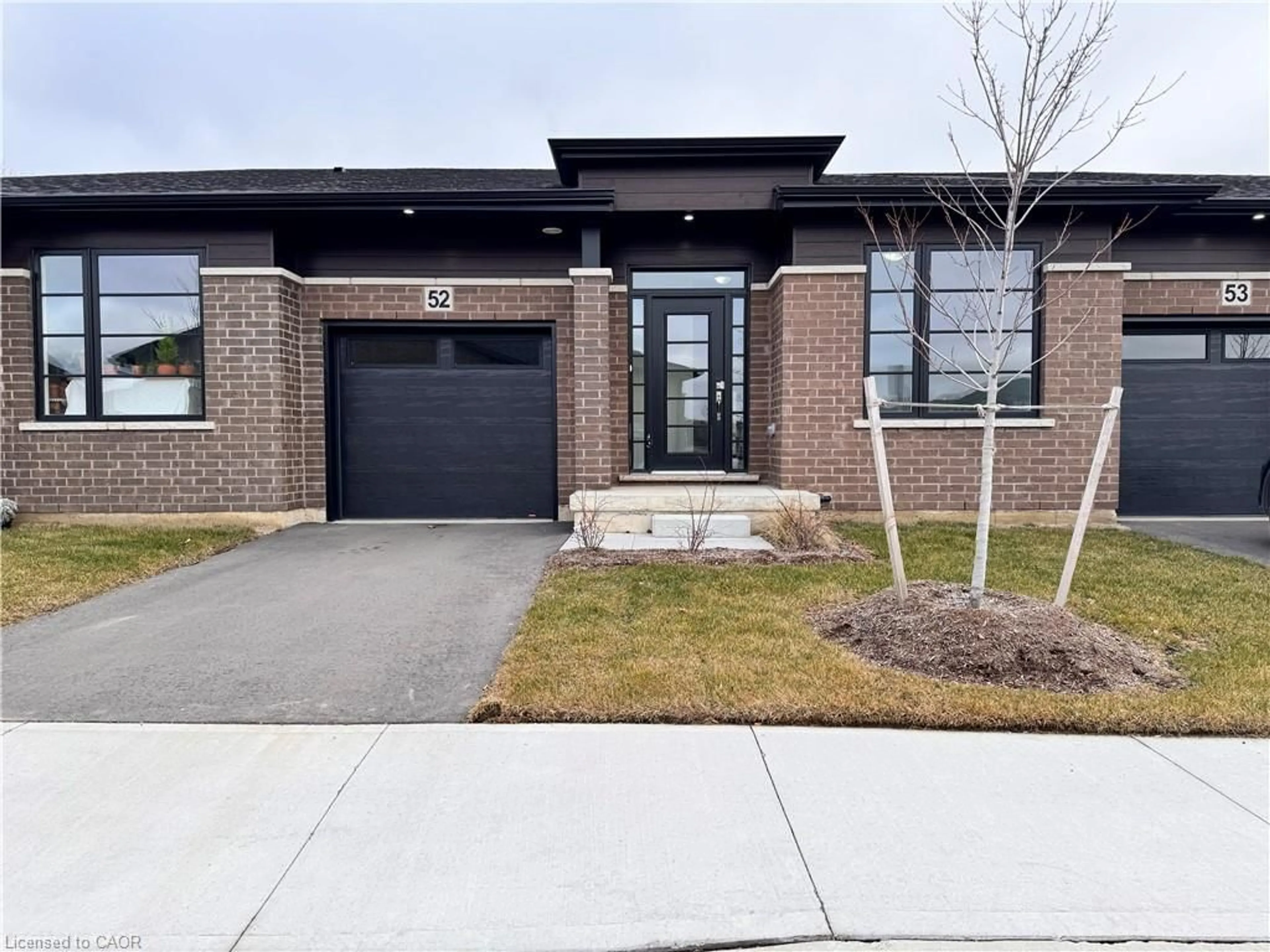 Home with brick exterior material, street for 550 Grey St #52, Brantford Ontario N3S 0C4