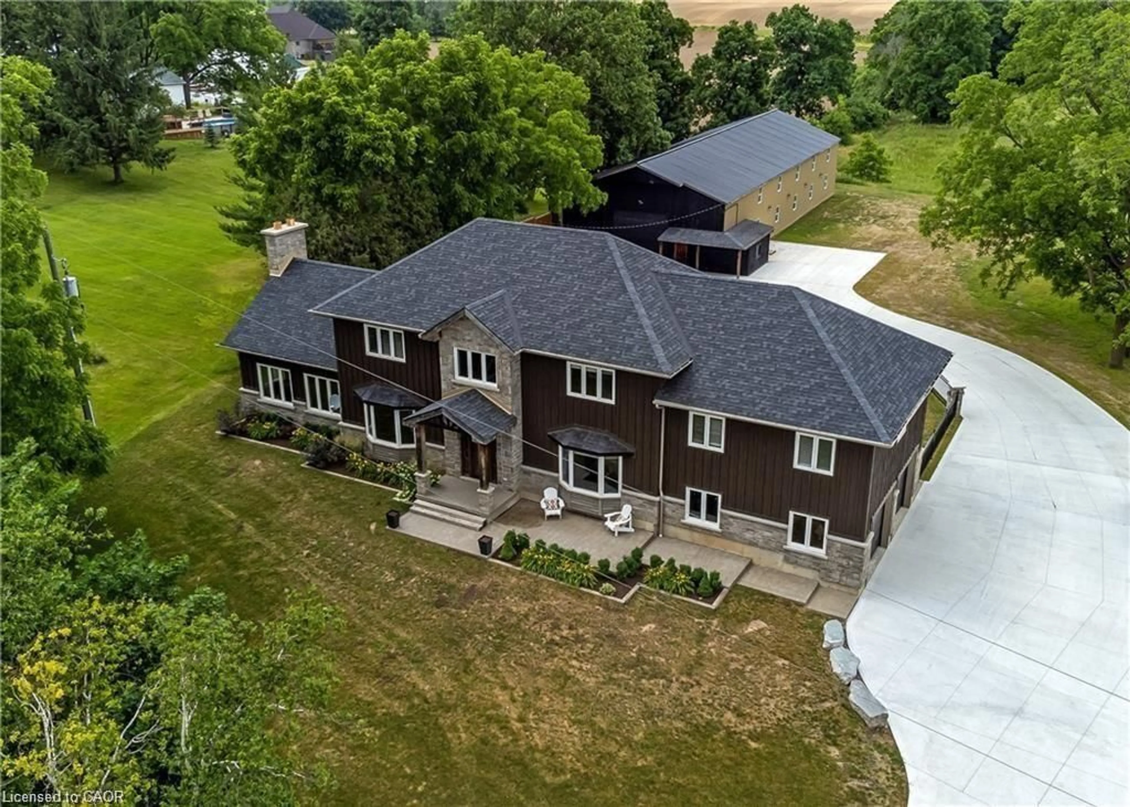 A pic from outside/outdoor area/front of a property/back of a property/a pic from drone, building for 2210 Highway 54, Caledonia Ontario N3W 1Y4