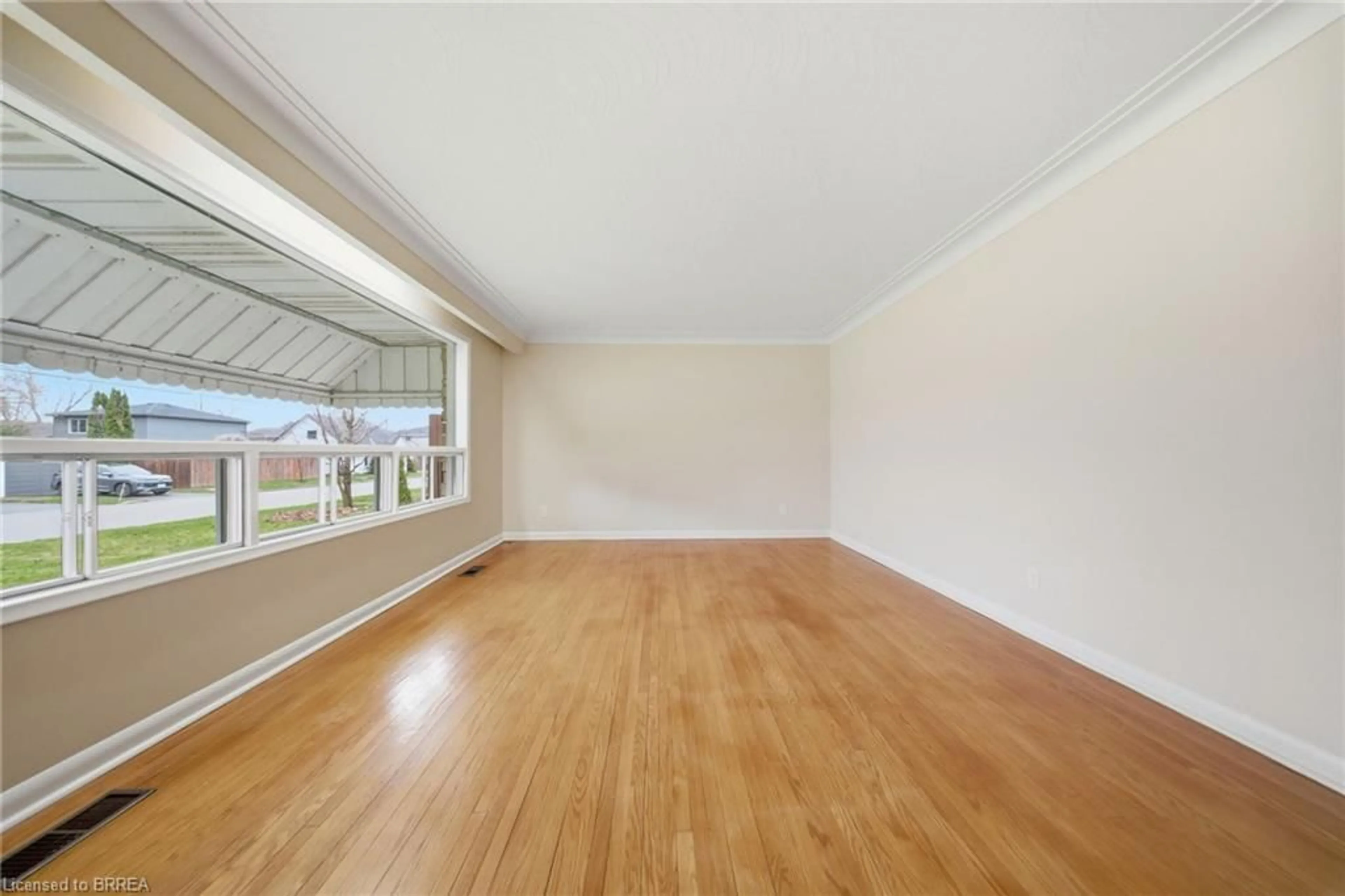 A pic of a room for 51 Graham Ave, Brantford Ontario N3T 1C6