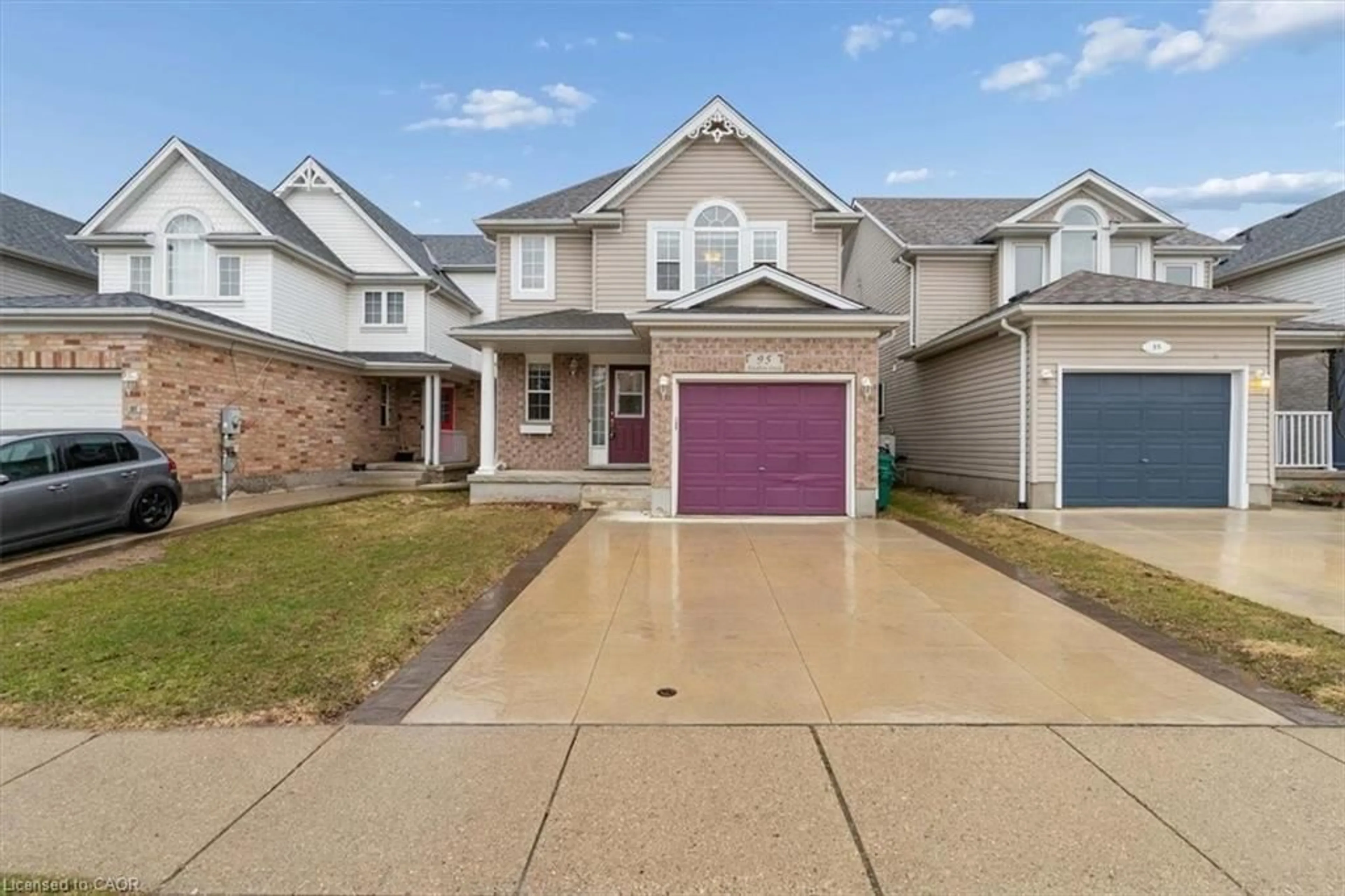 Unknown for 95 Houghton St, Cambridge Ontario N3C 4L2