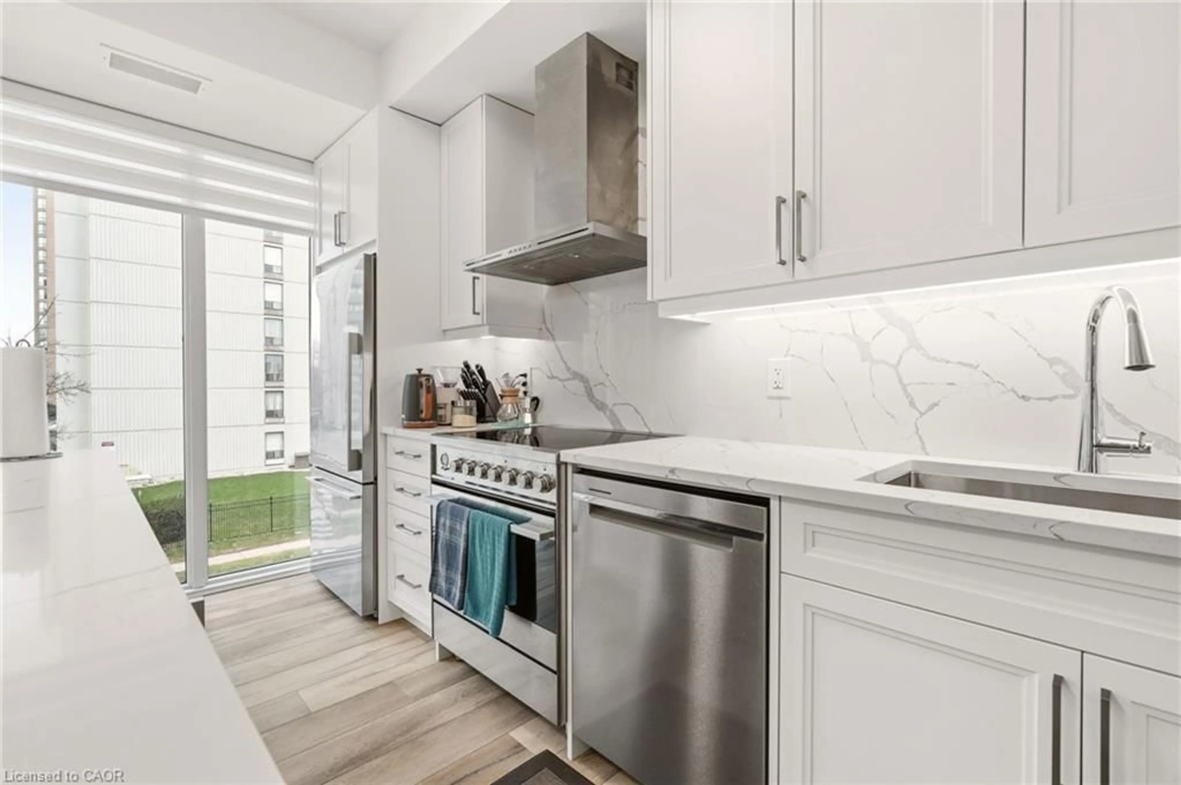 Unknown for 500 Brock Ave #201, Burlington Ontario L7S 0A5