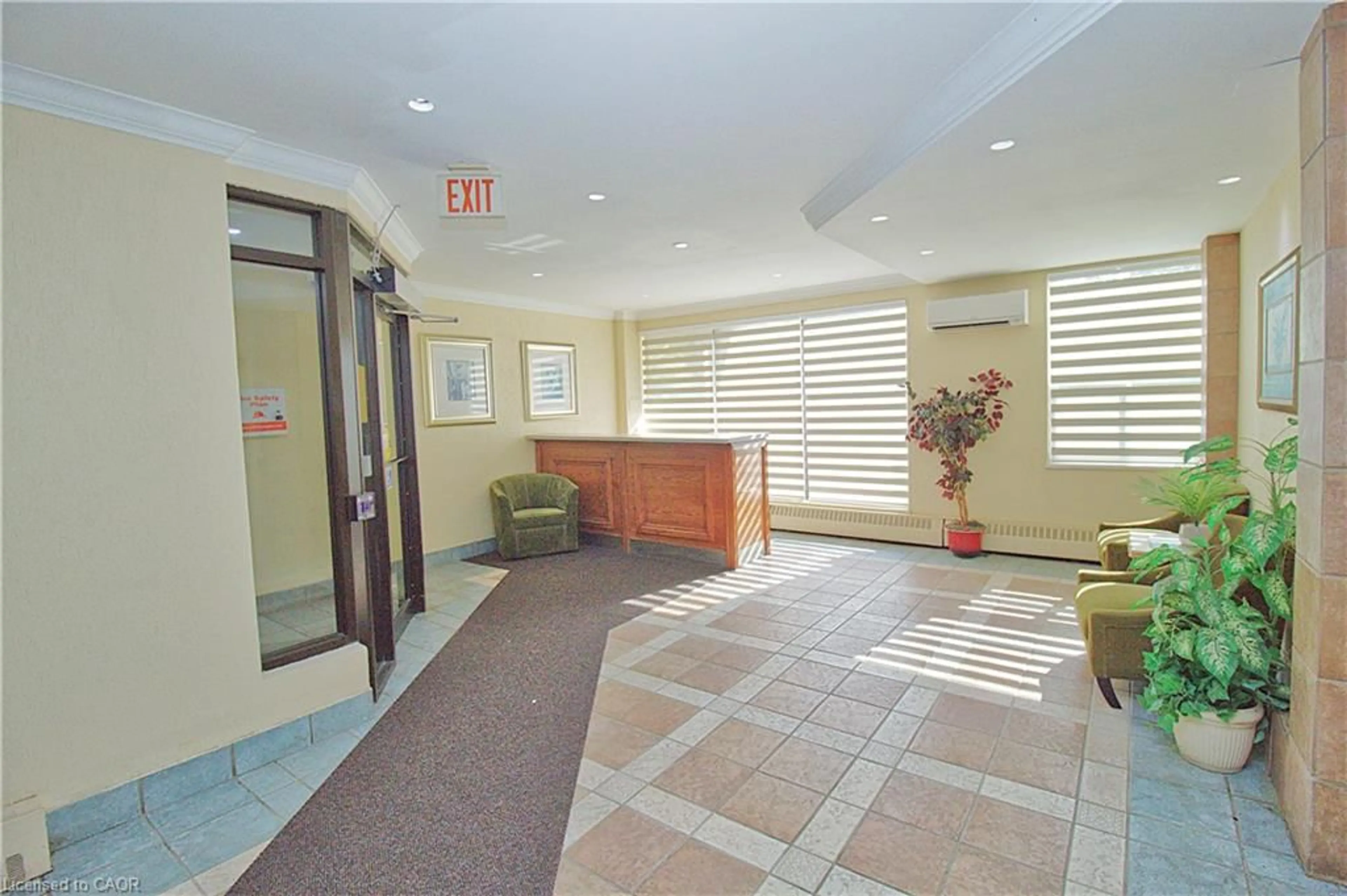 Lobby for 90 Ling Rd #904, Scarborough Ontario M1E 4Y3