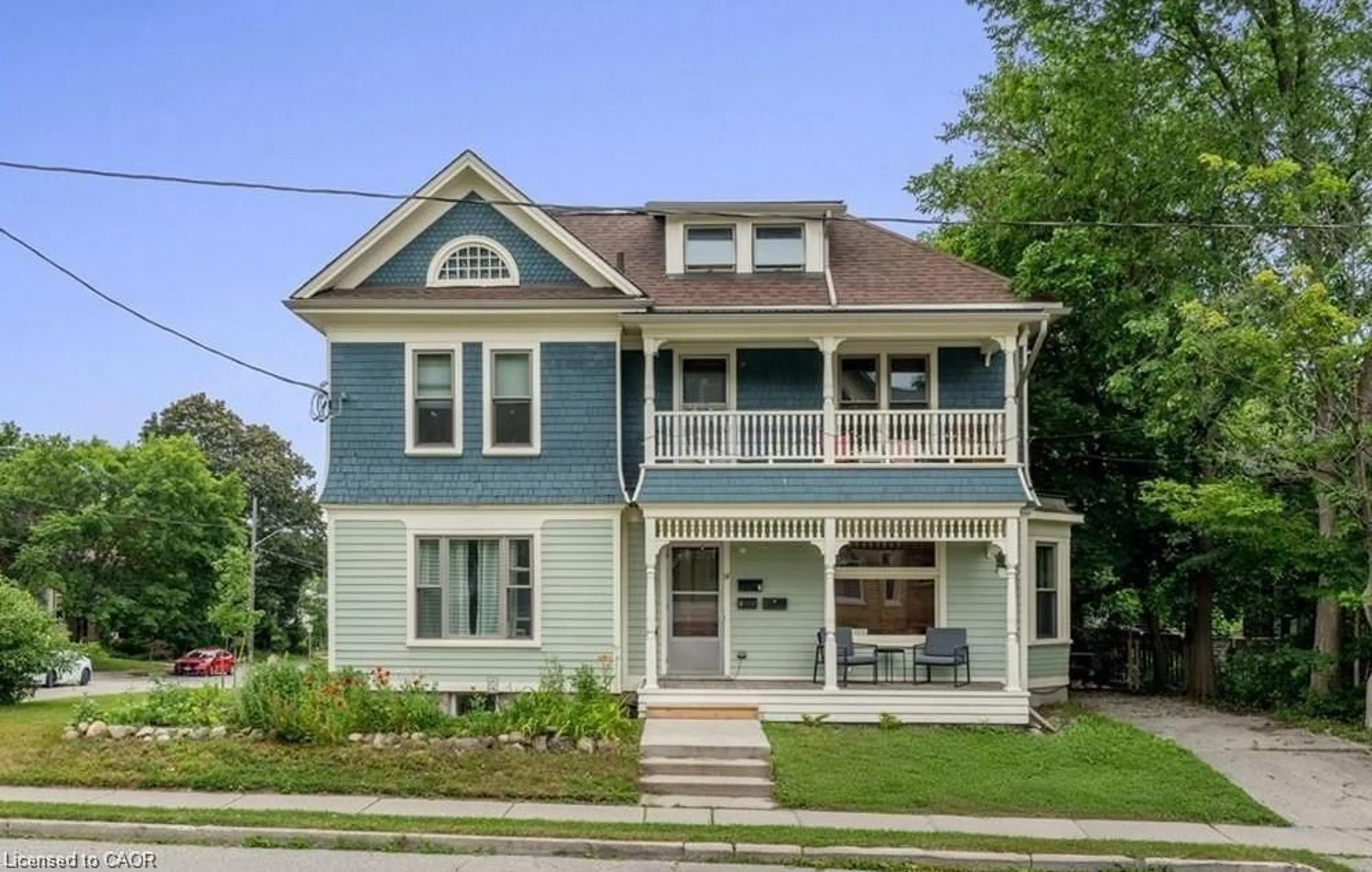 Home with vinyl exterior material, street for 14 Young St, Waterloo Ontario N2L 2Y8