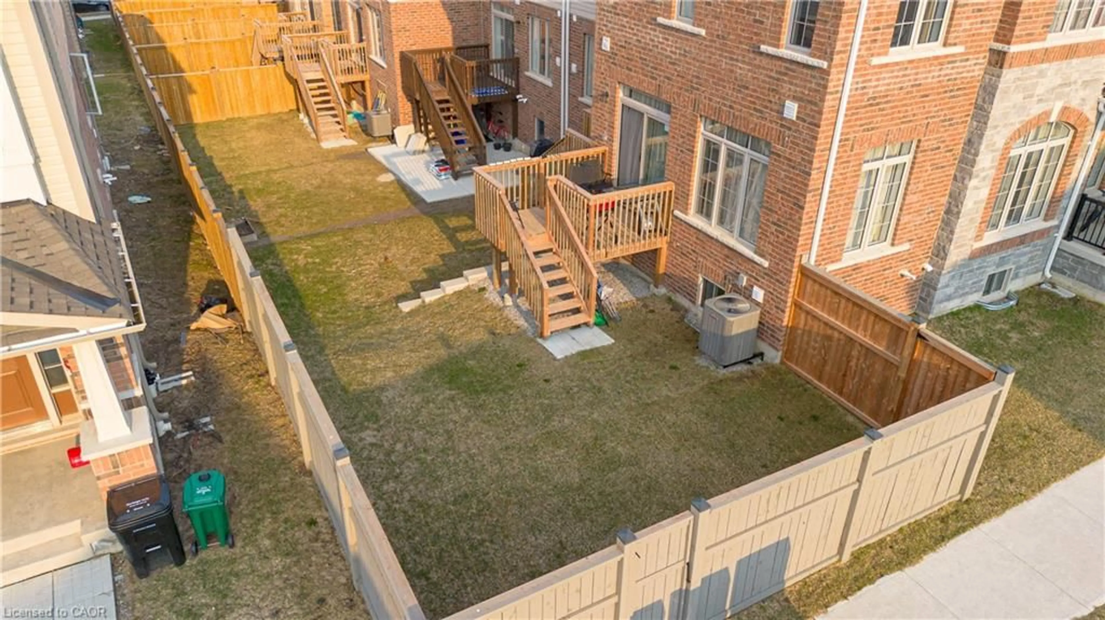 A pic from outside/outdoor area/front of a property/back of a property/a pic from drone, unknown for 113 Broadacre Dr, Kitchener Ontario N2R 0S5