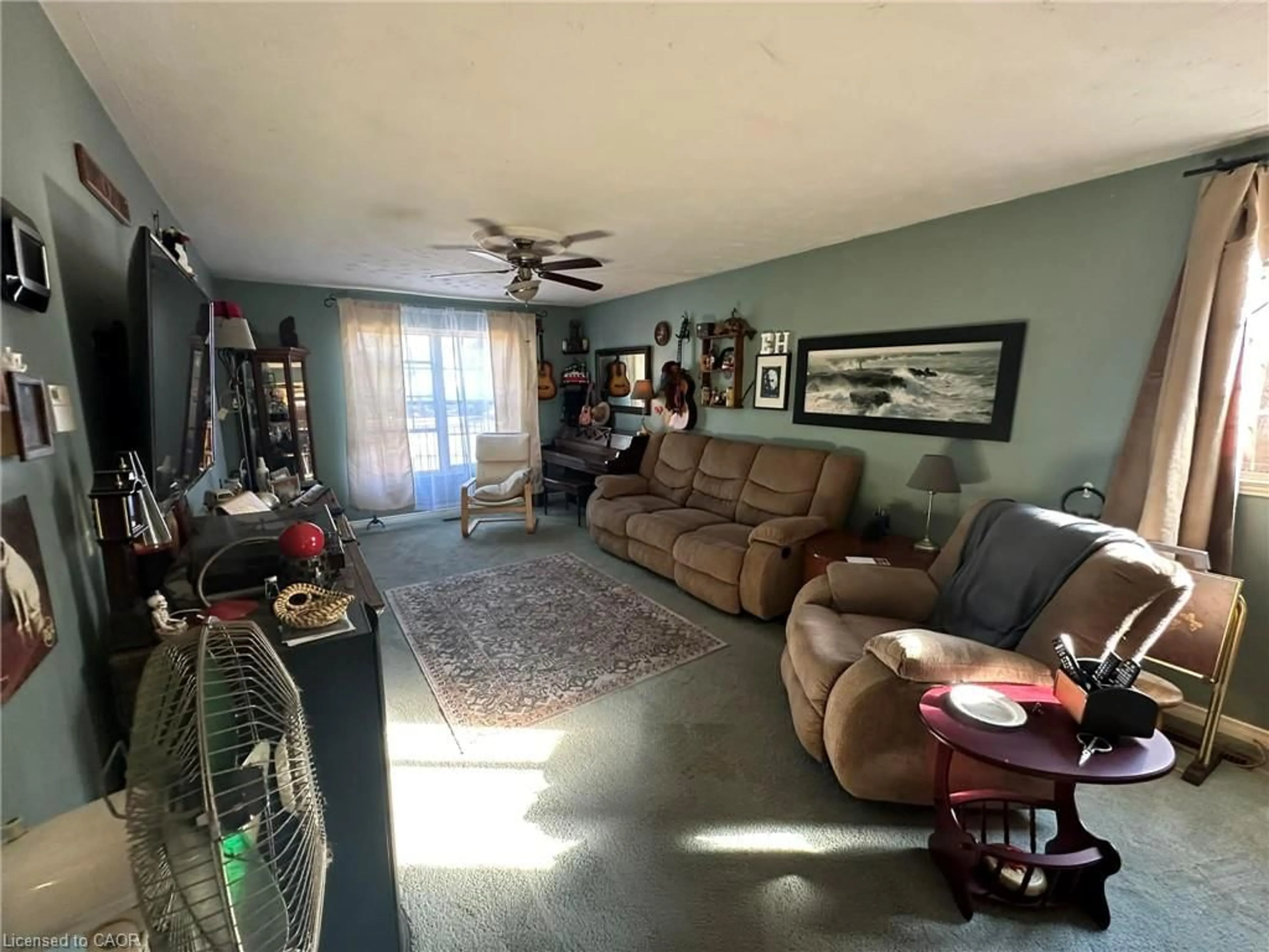 A pic of a room for 623 Knox Ave, Hamilton Ontario L8H 6K2