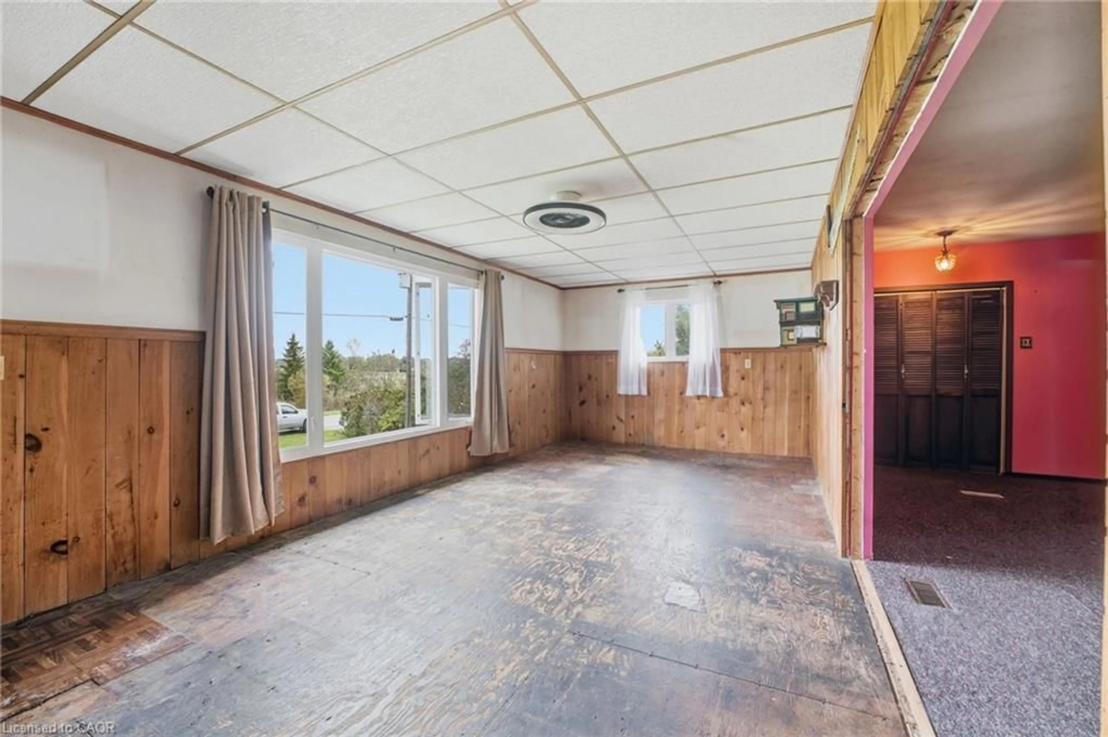 A pic of a room for 2091 6th Concession Rd, Hamilton Ontario N0B 1L0