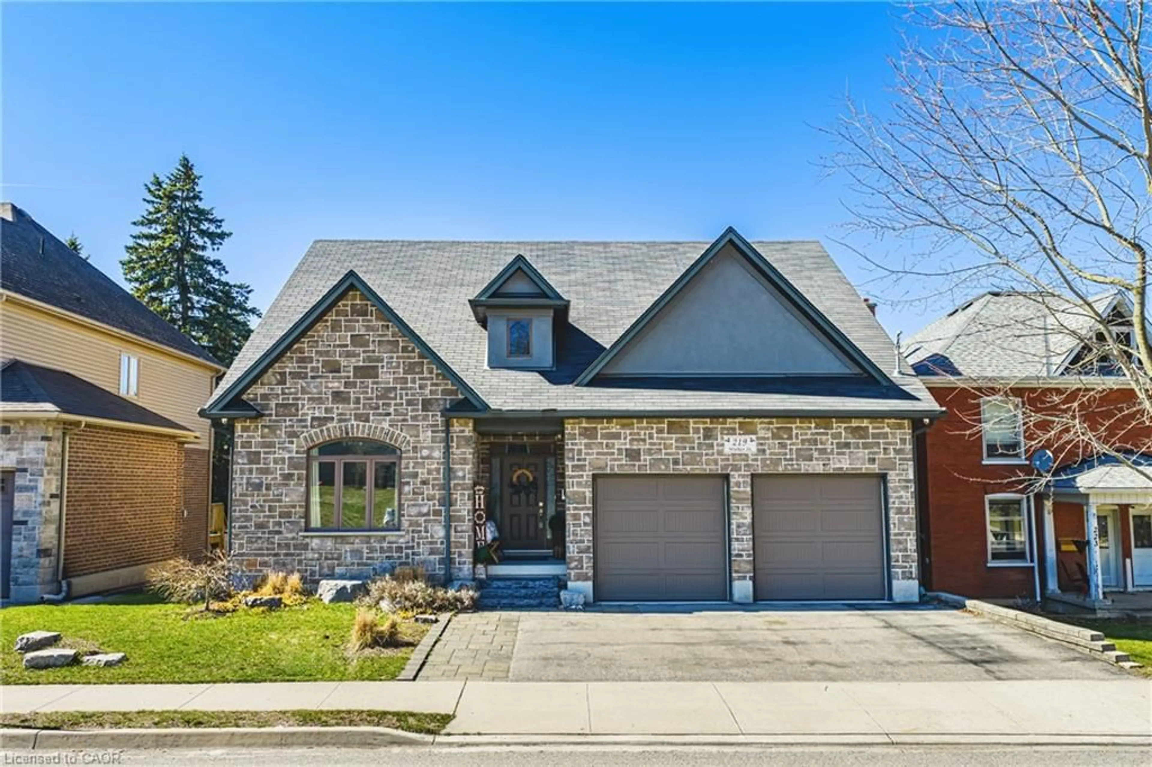 Home with brick exterior material, street for 219 Walker St, Cambridge Ontario N3C 2C4