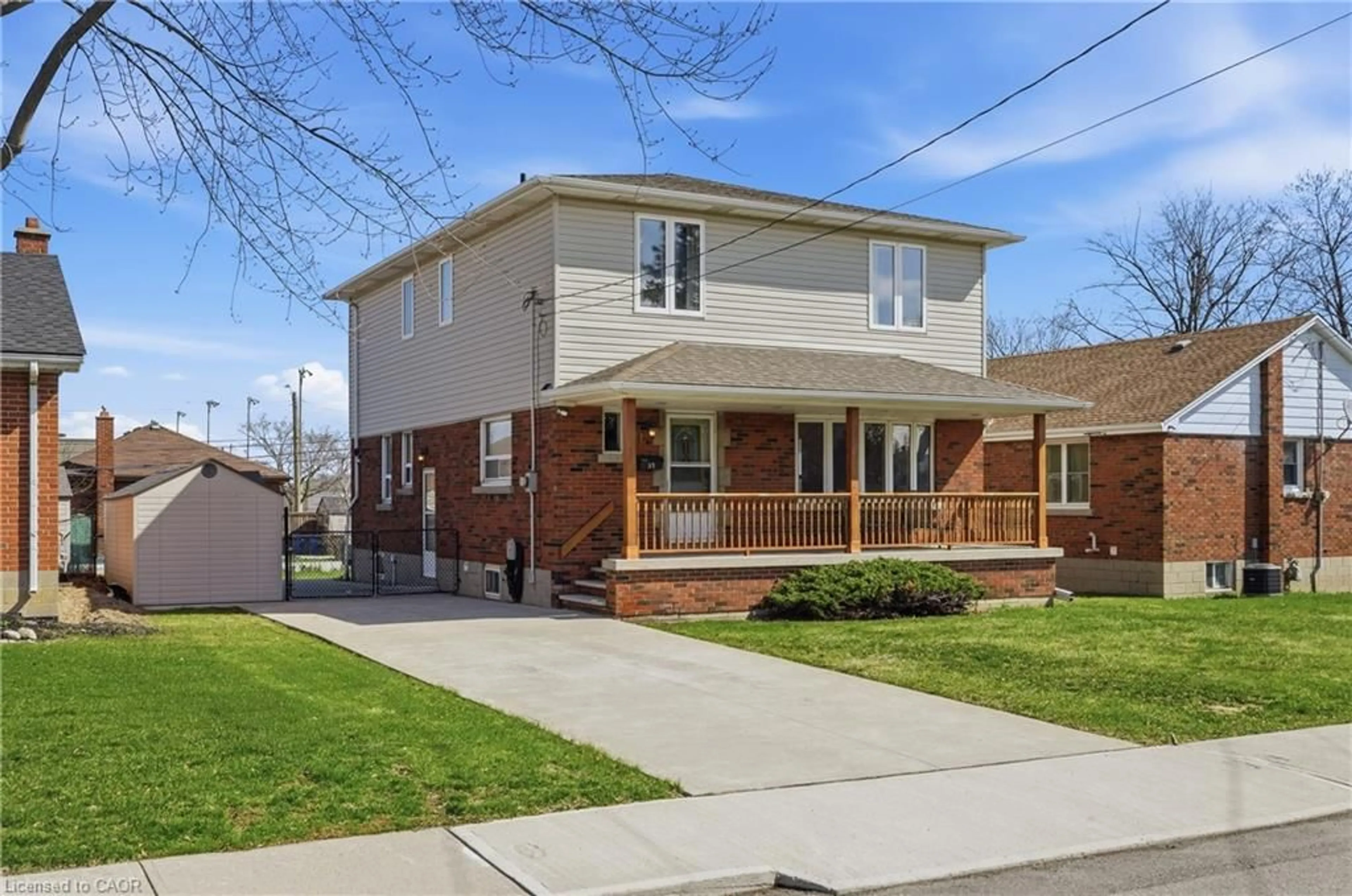 Home with brick exterior material, street for 31 Sheridan Dr, Hamilton Ontario L9A 2C7