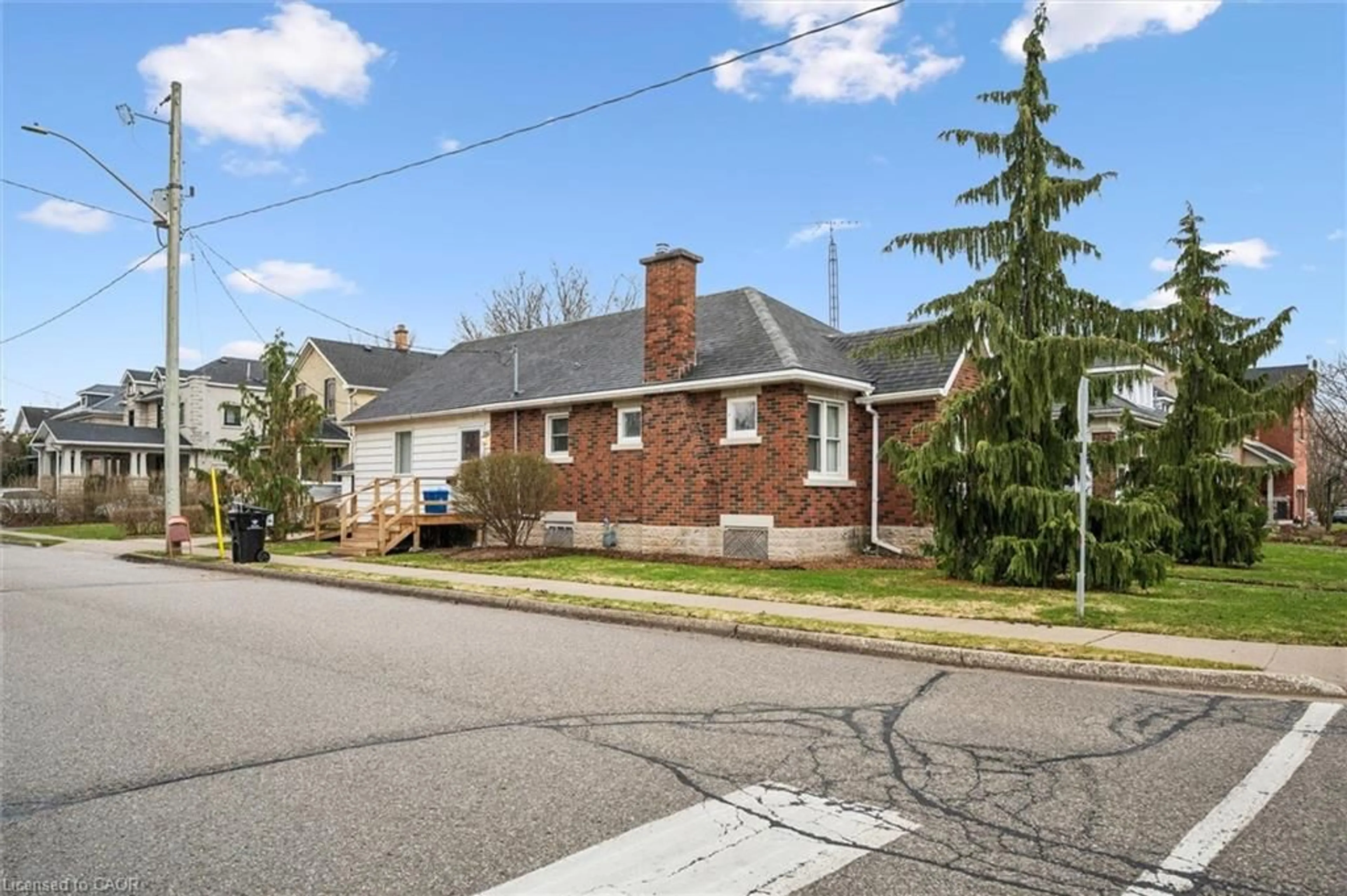 Home with brick exterior material, street for 605 Waterloo St, Cambridge Ontario N3H 1P4