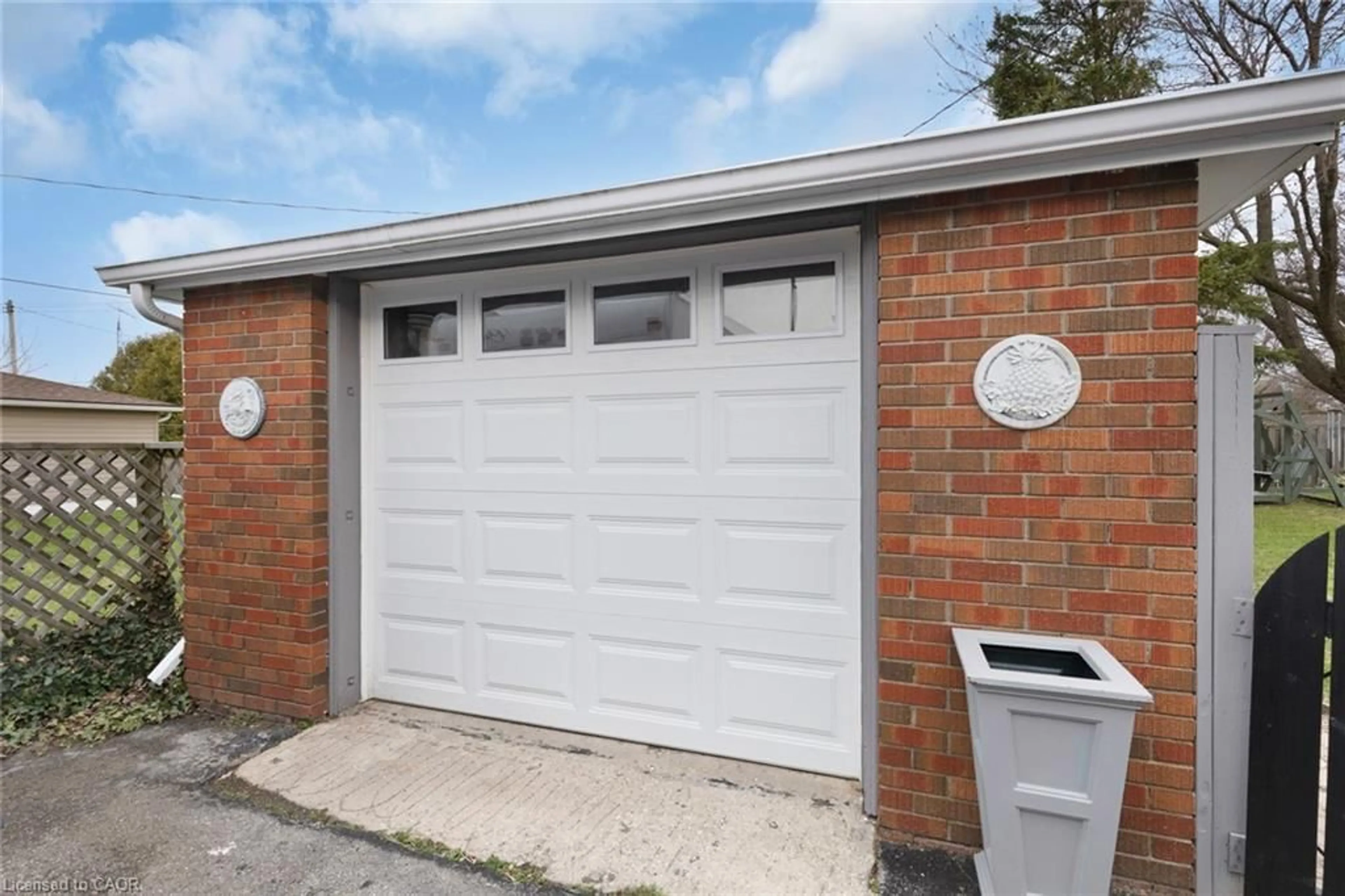 Unknown for 167 Adams Ave, Delhi Ontario N4B 1P6