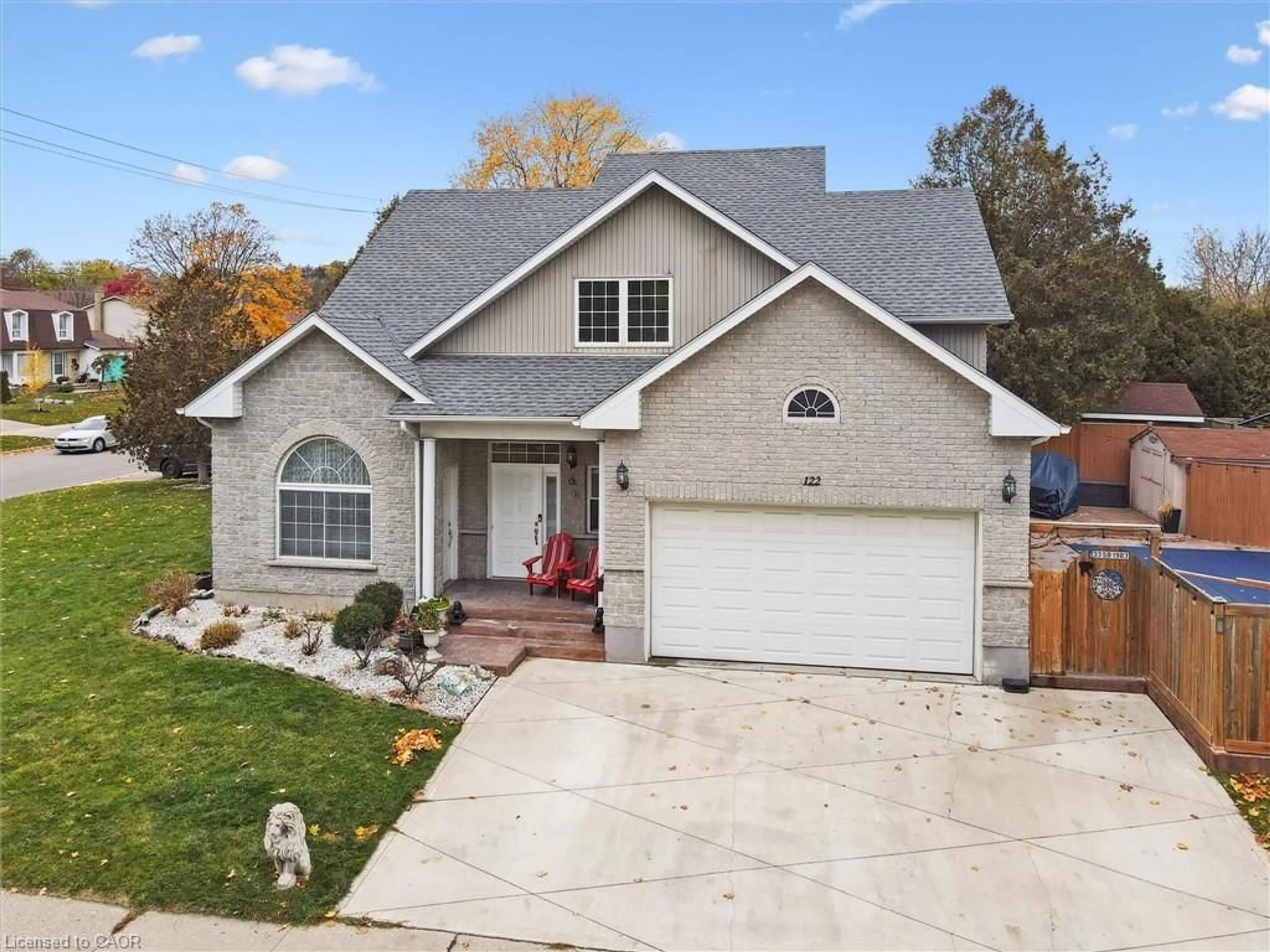 Home with brick exterior material, street for 122 Grand River Blvd, Kitchener Ontario N2A 4E3