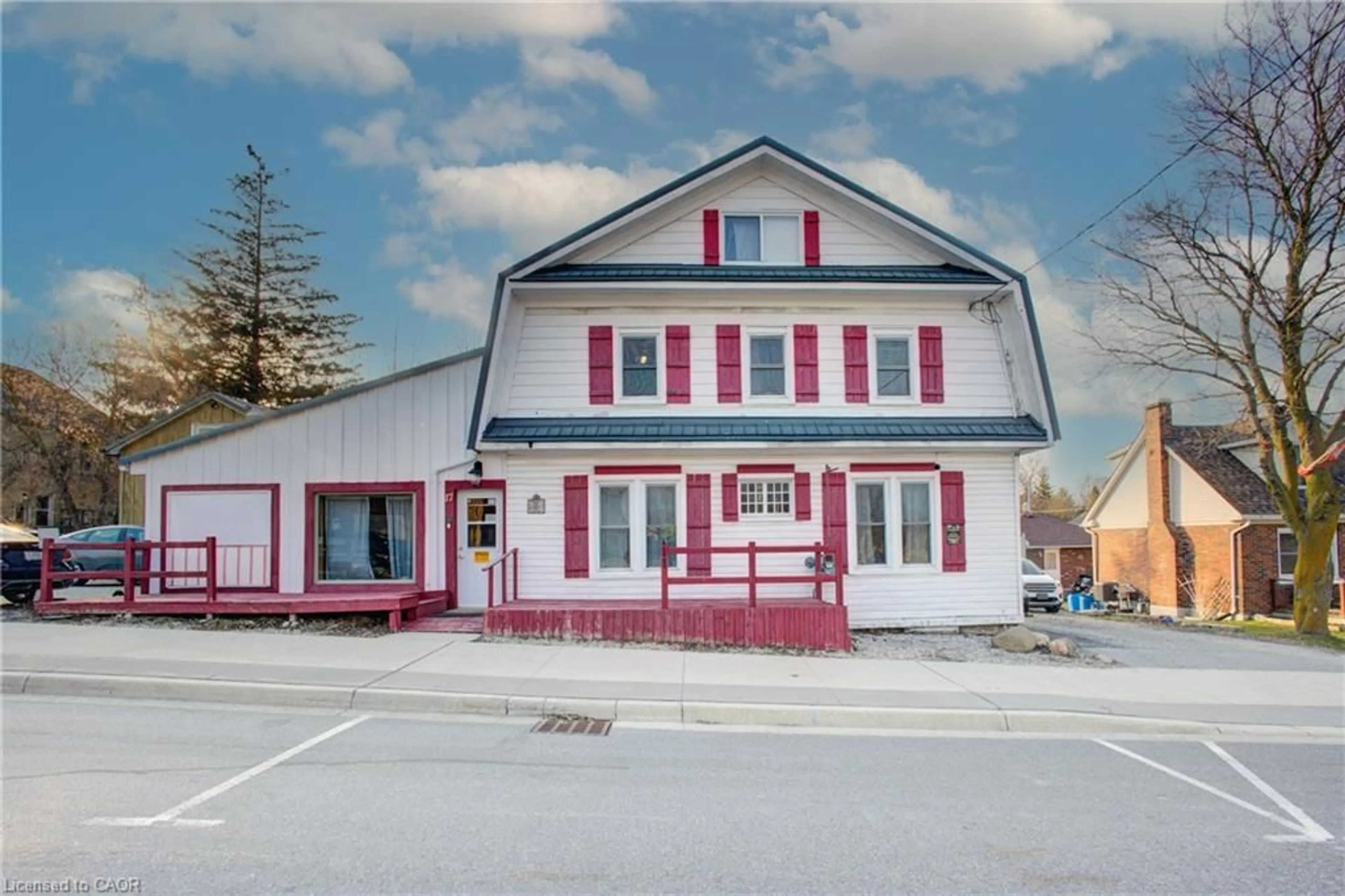 Unknown for 17 Arthur St, Harriston Ontario N0G 1Z0