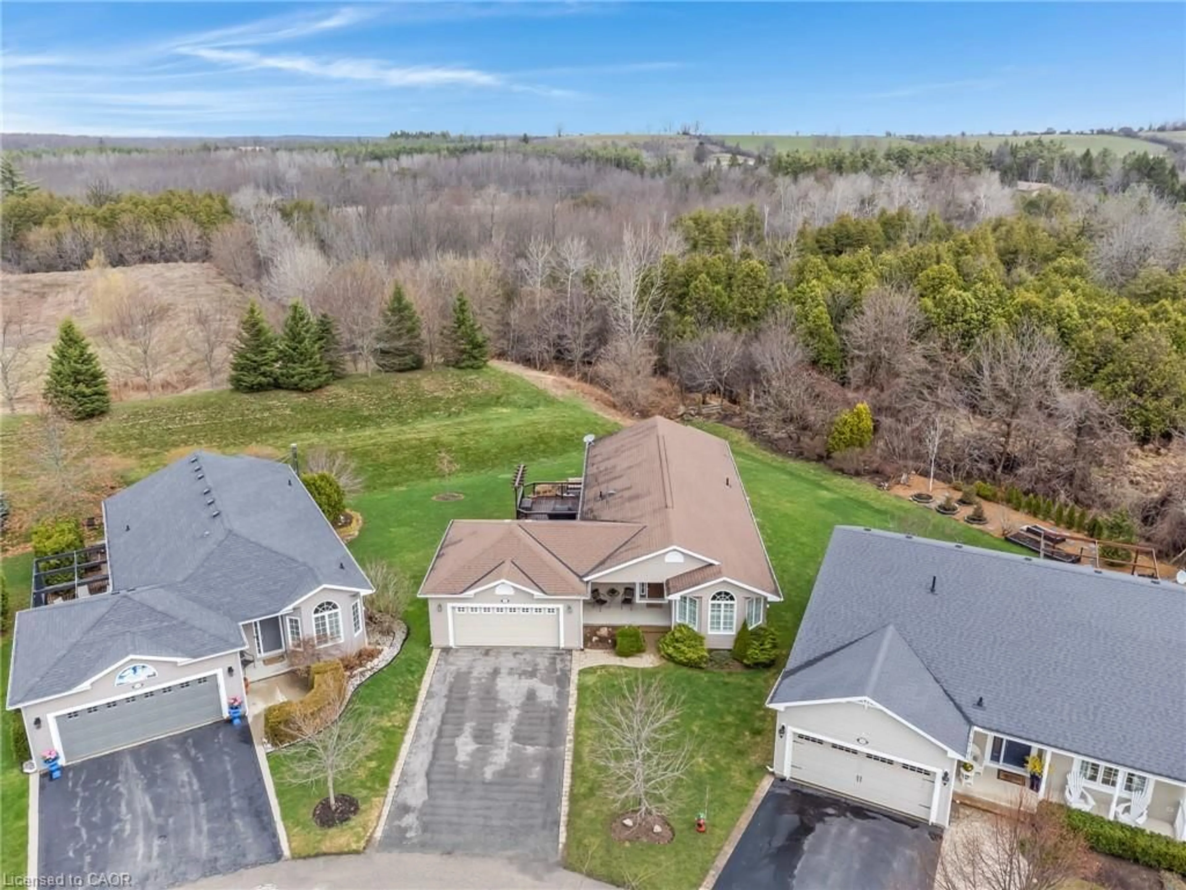 A pic from outside/outdoor area/front of a property/back of a property/a pic from drone, water/lake/river/ocean view for 228 Glenariff Dr, Freelton Ontario L8B 1A5