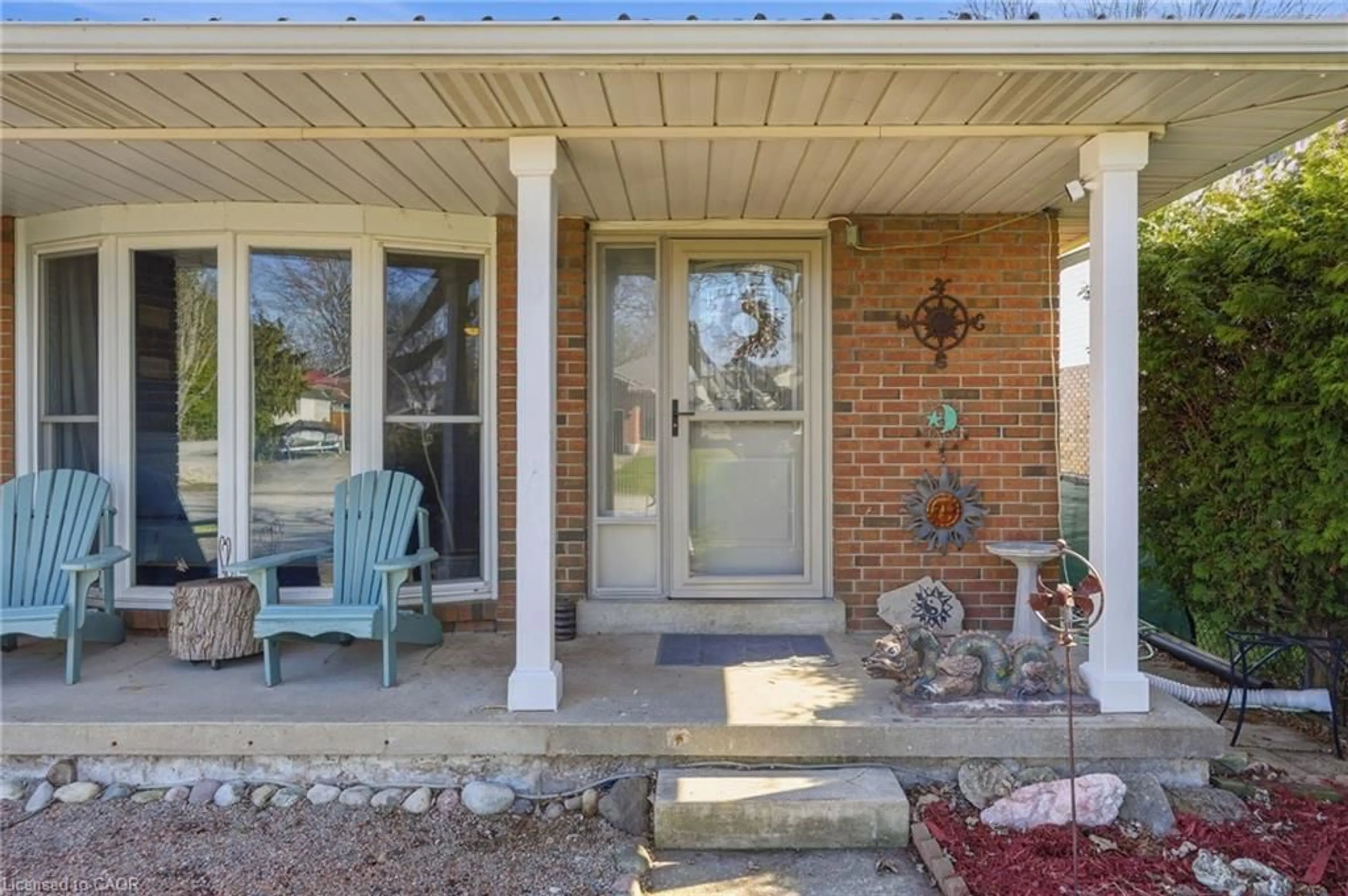 Unknown for 5 Barton St, Cayuga Ontario N0A 1E0