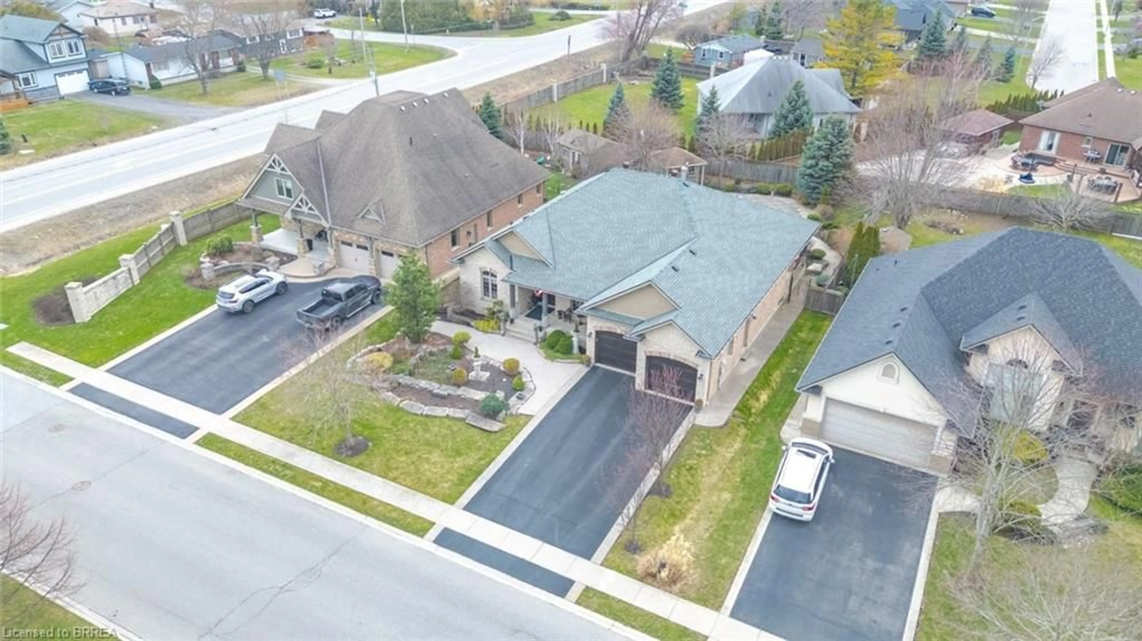 A pic from outside/outdoor area/front of a property/back of a property/a pic from drone, street for 7 Ocean Way, Port Dover Ontario N0A 1N7