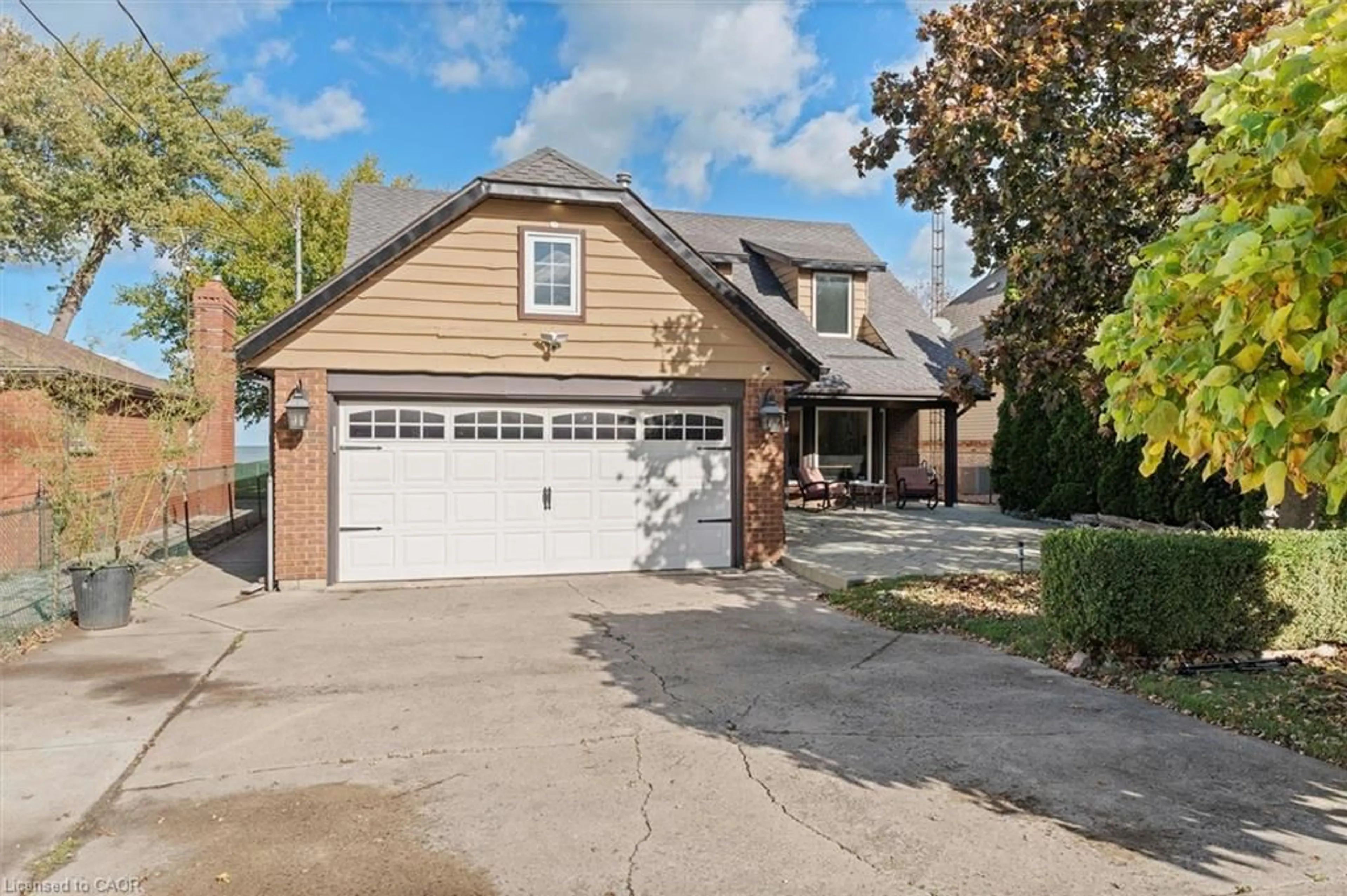 Home with brick exterior material, street for 139 Lakeview Dr, Belle River Ontario N0R 1A0