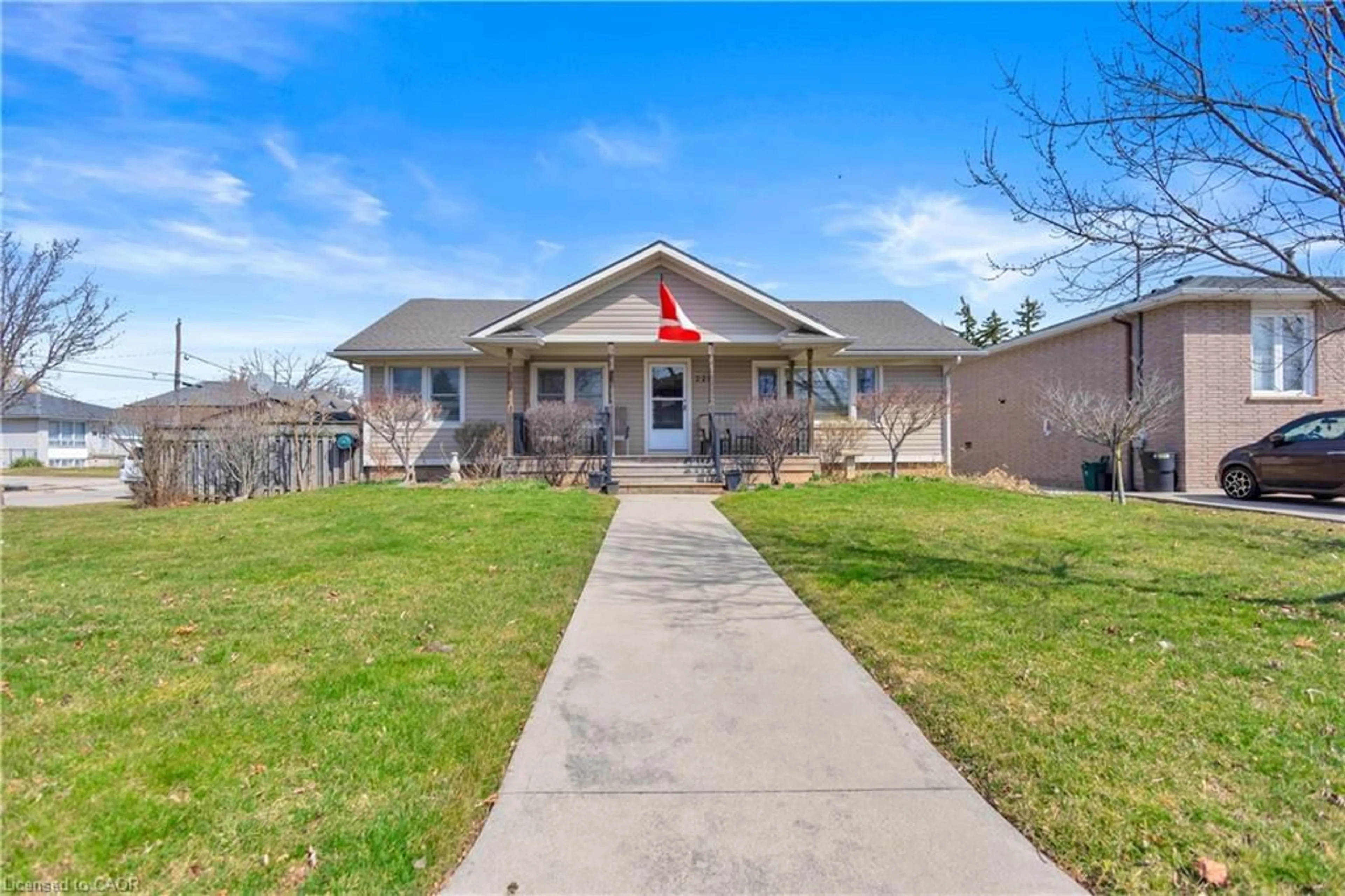 Unknown for 229 Federal St, Stoney Creek Ontario L8E 1P4