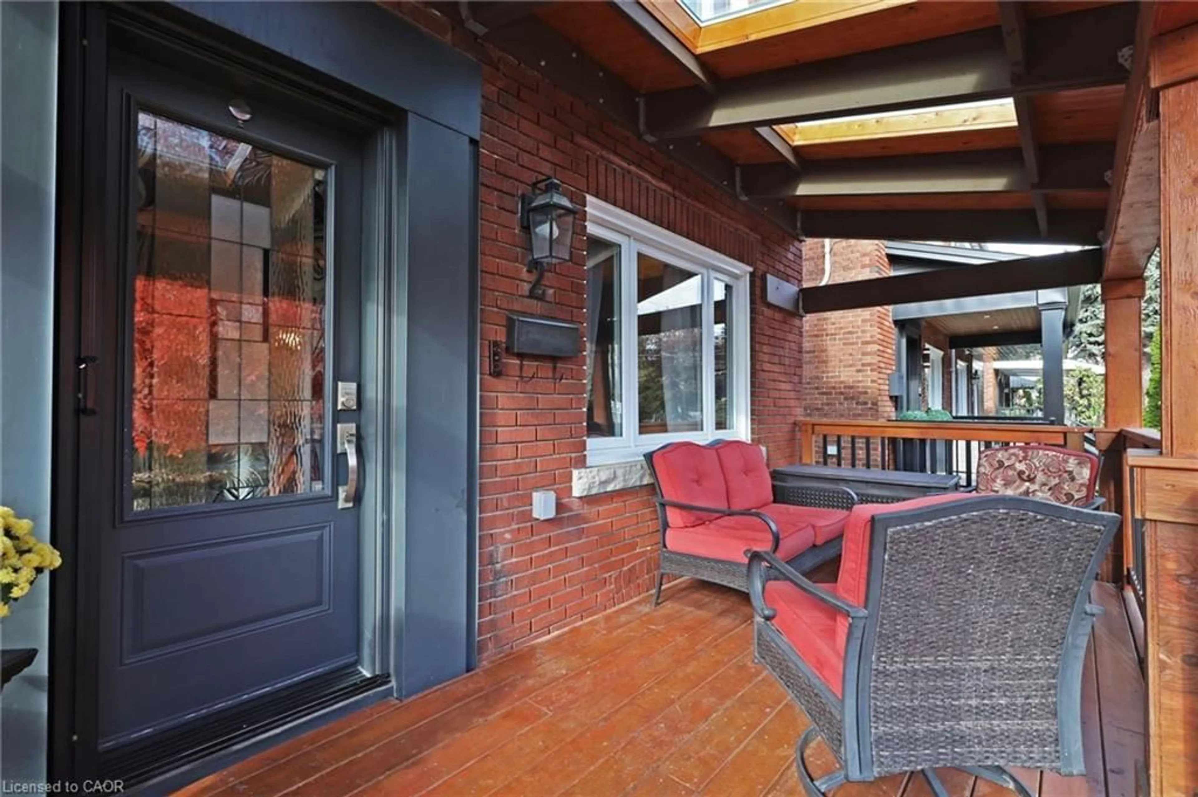 Patio, street for 2 Lankin Blvd, East York Ontario M4J 4W8