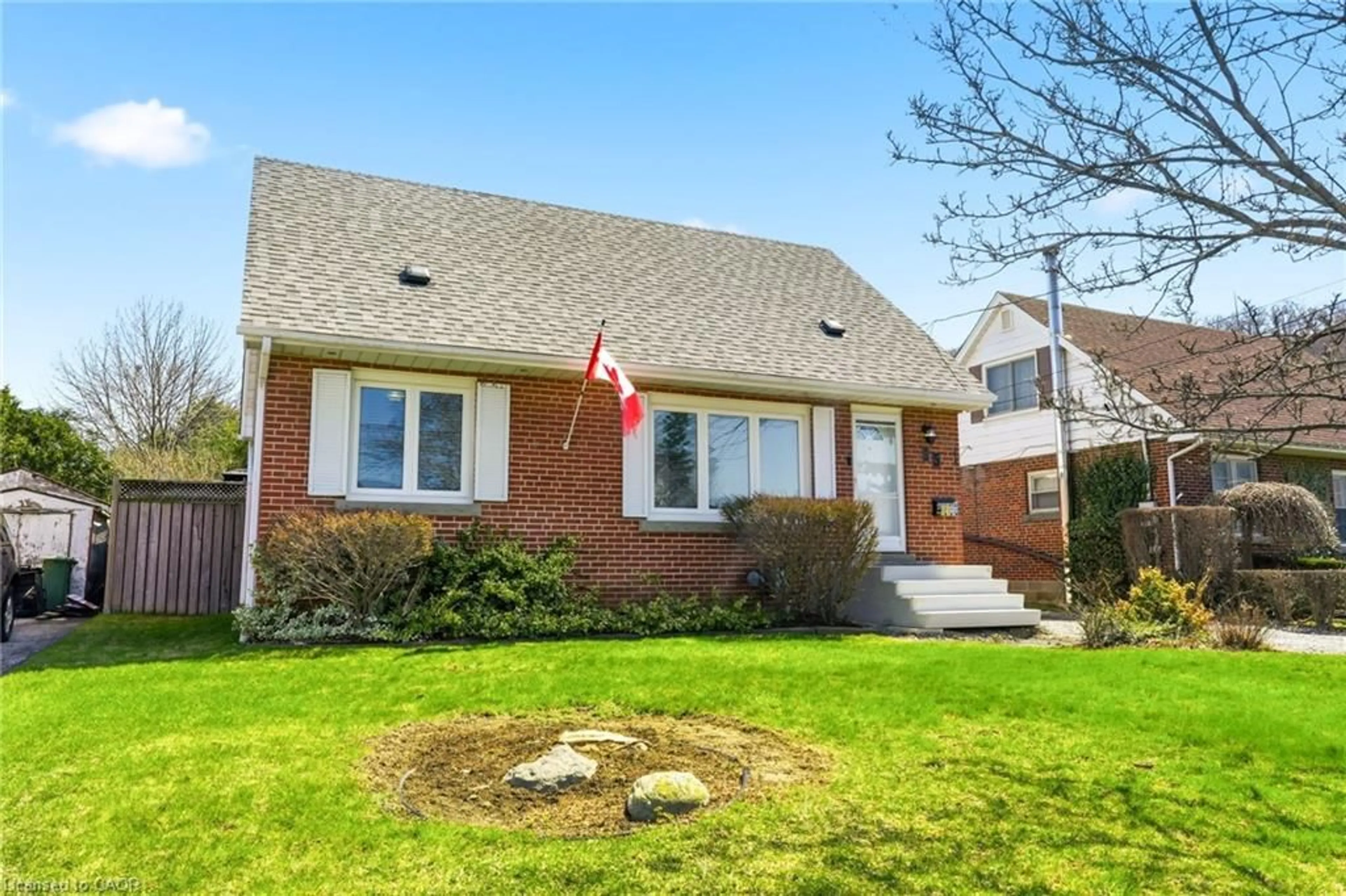 Home with brick exterior material, street for 15 Roselle Pl, Stoney Creek Ontario L8G 1R2