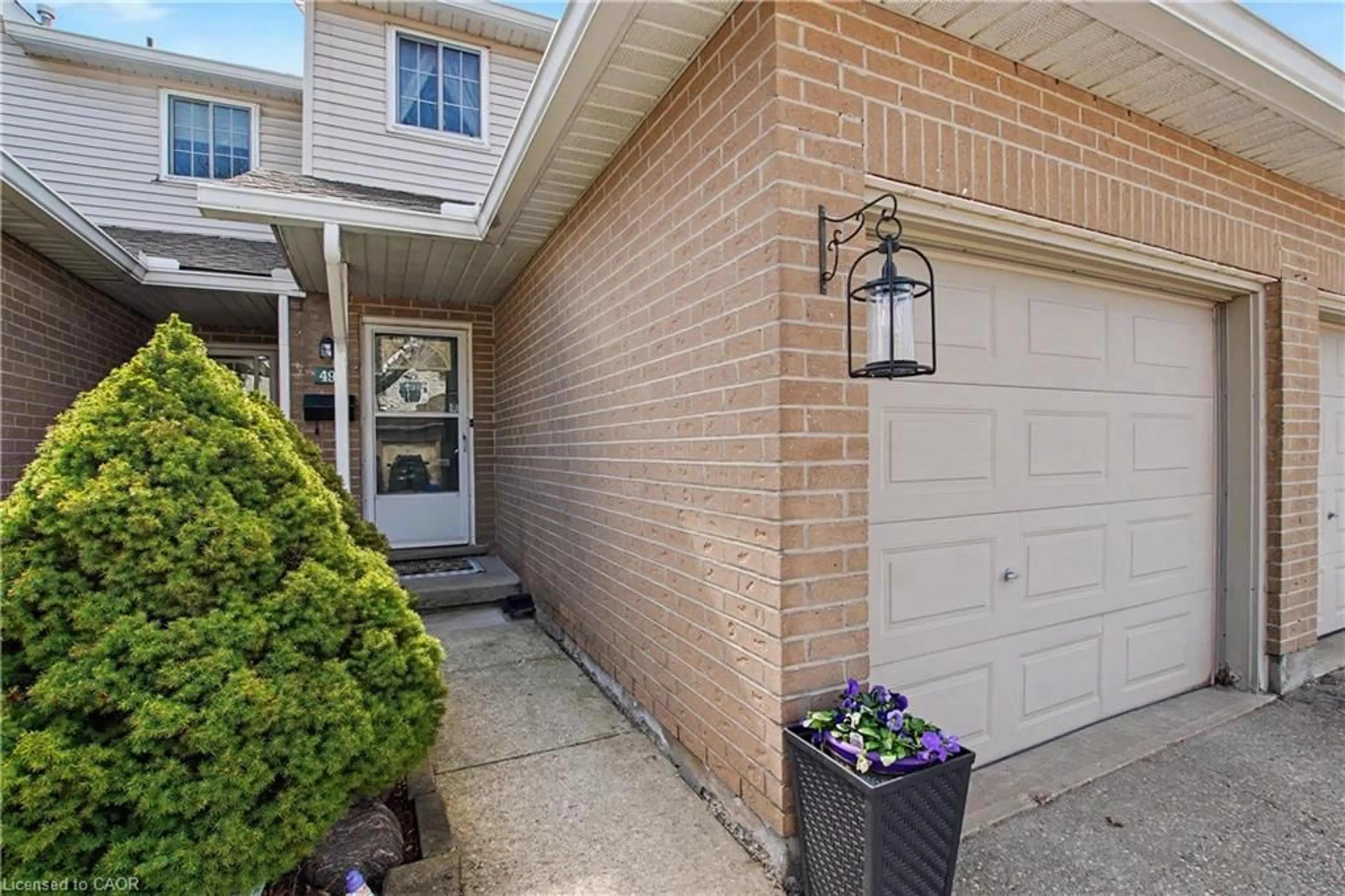 Unknown for 10 Holborn Crt #49, Kitchener Ontario N2A 3Y9