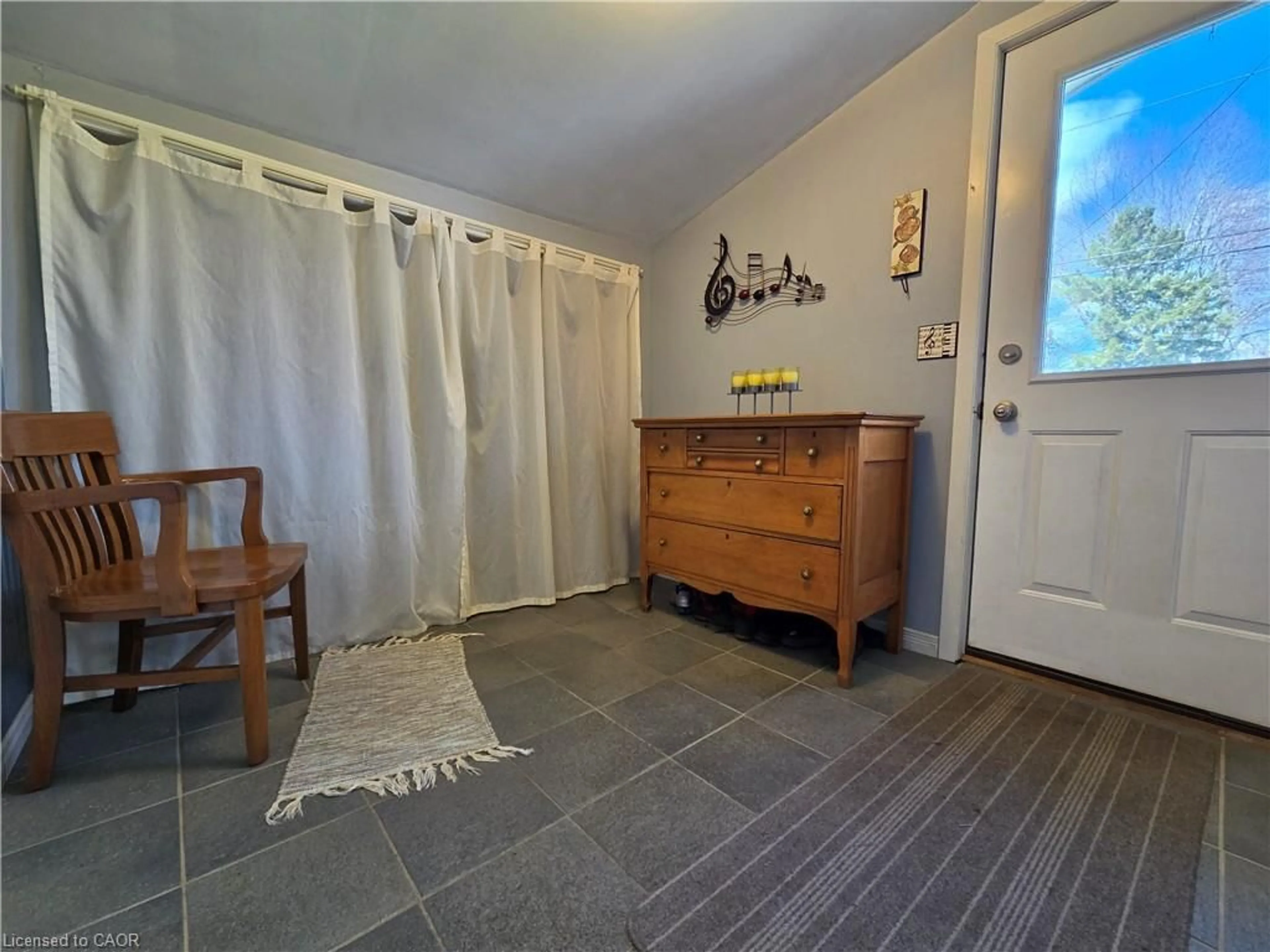 A pic of a room for 108 New Lakeshore Rd, Port Dover Ontario N0A 1N8