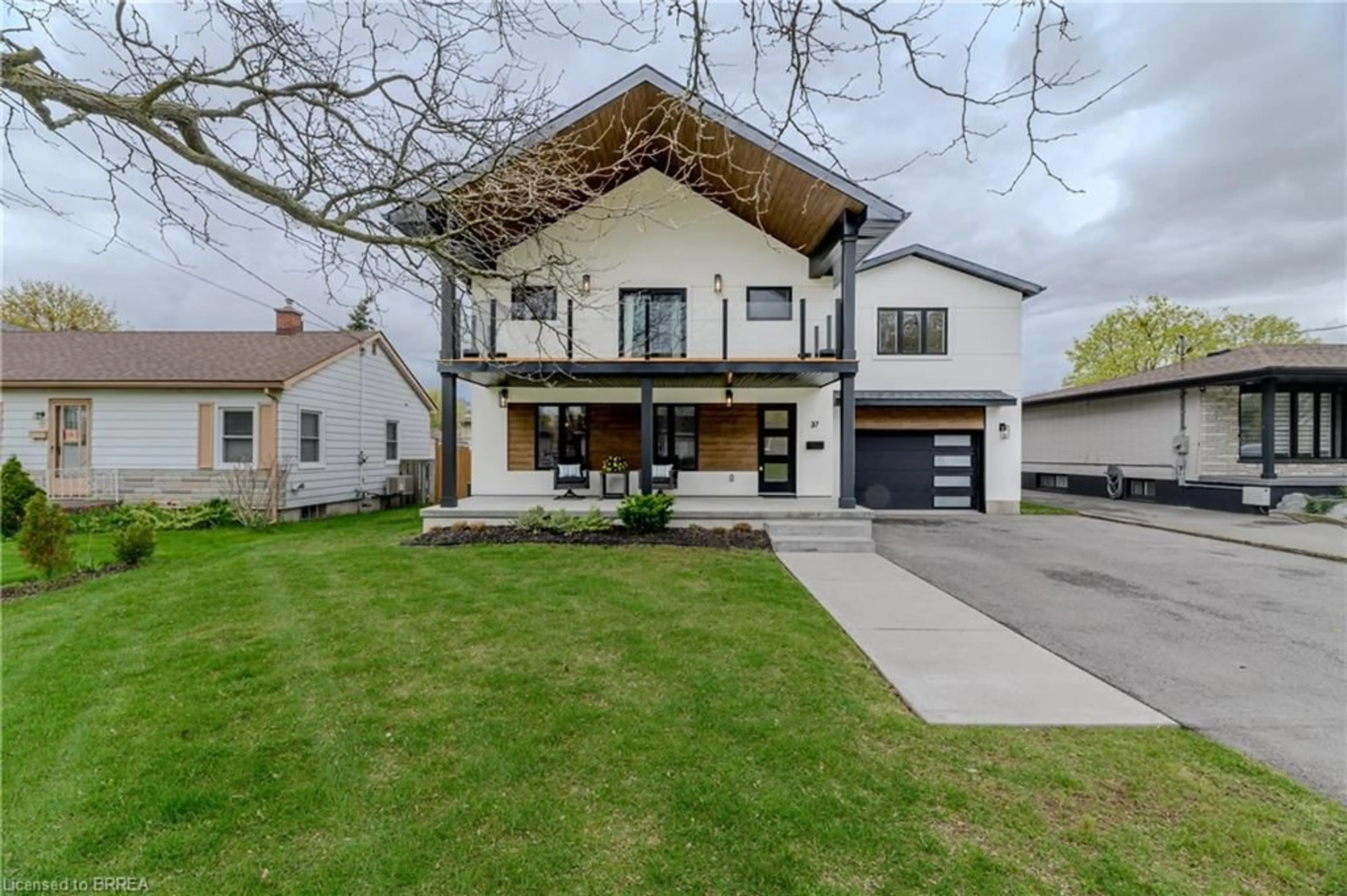 Home with brick exterior material, street for 37 Barnes Ave, Brantford Ontario N3R 4Y9