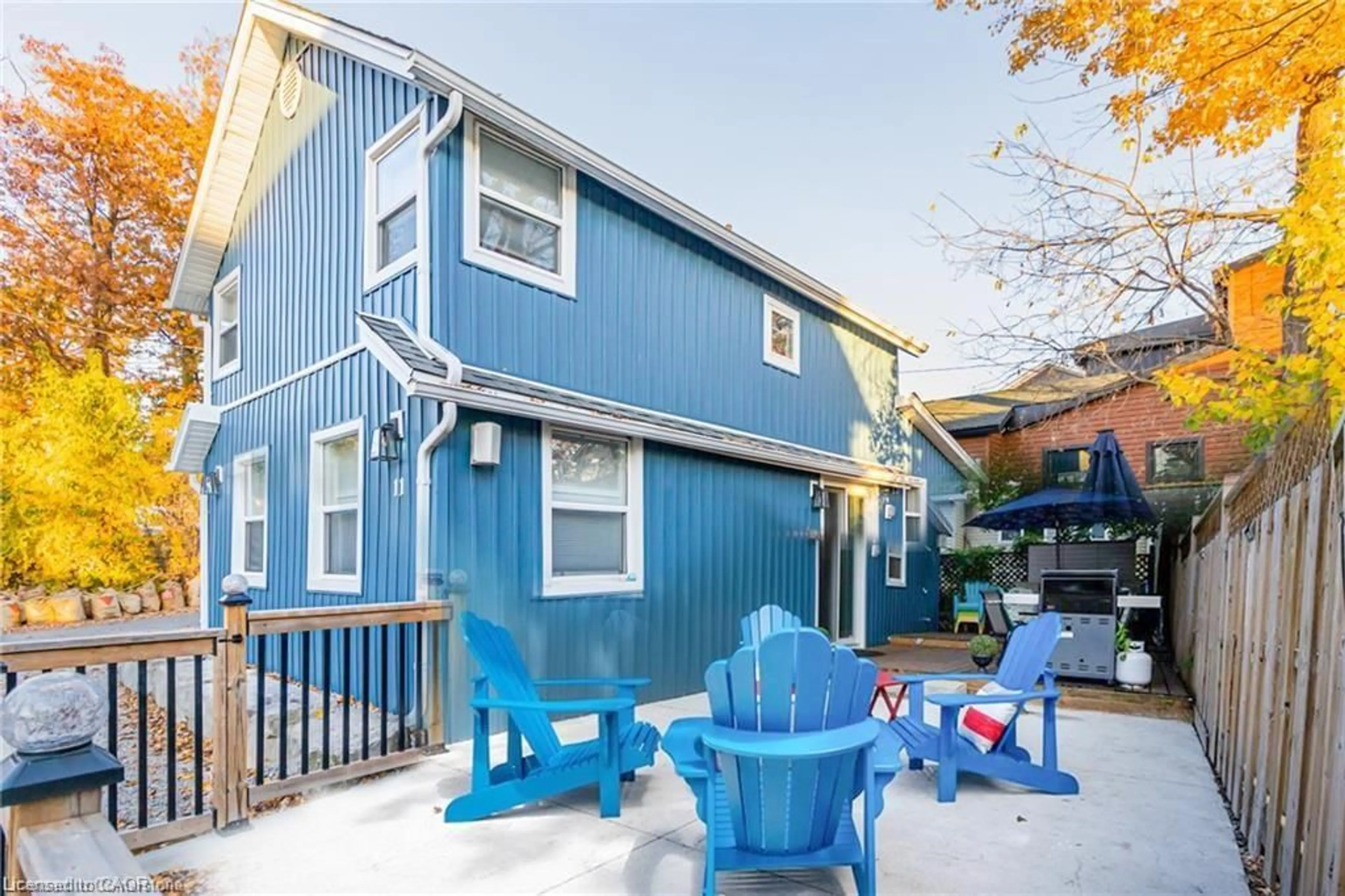 Patio, street for 11 Dietrich Cres, Grand Bend Ontario N0M 1T0