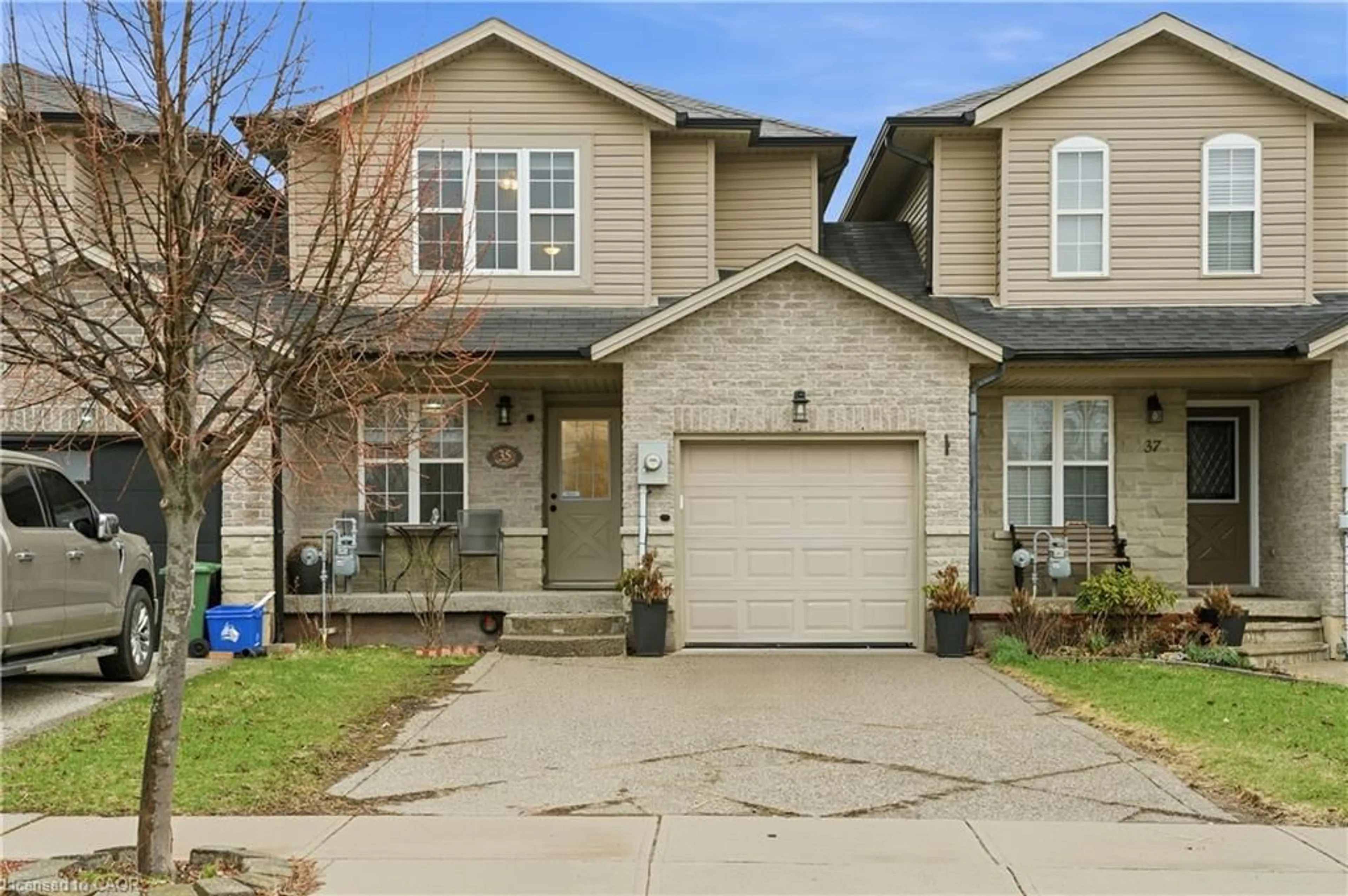 Home with brick exterior material, street for 35 Thames Way, Mount Hope Ontario L0R 1W0