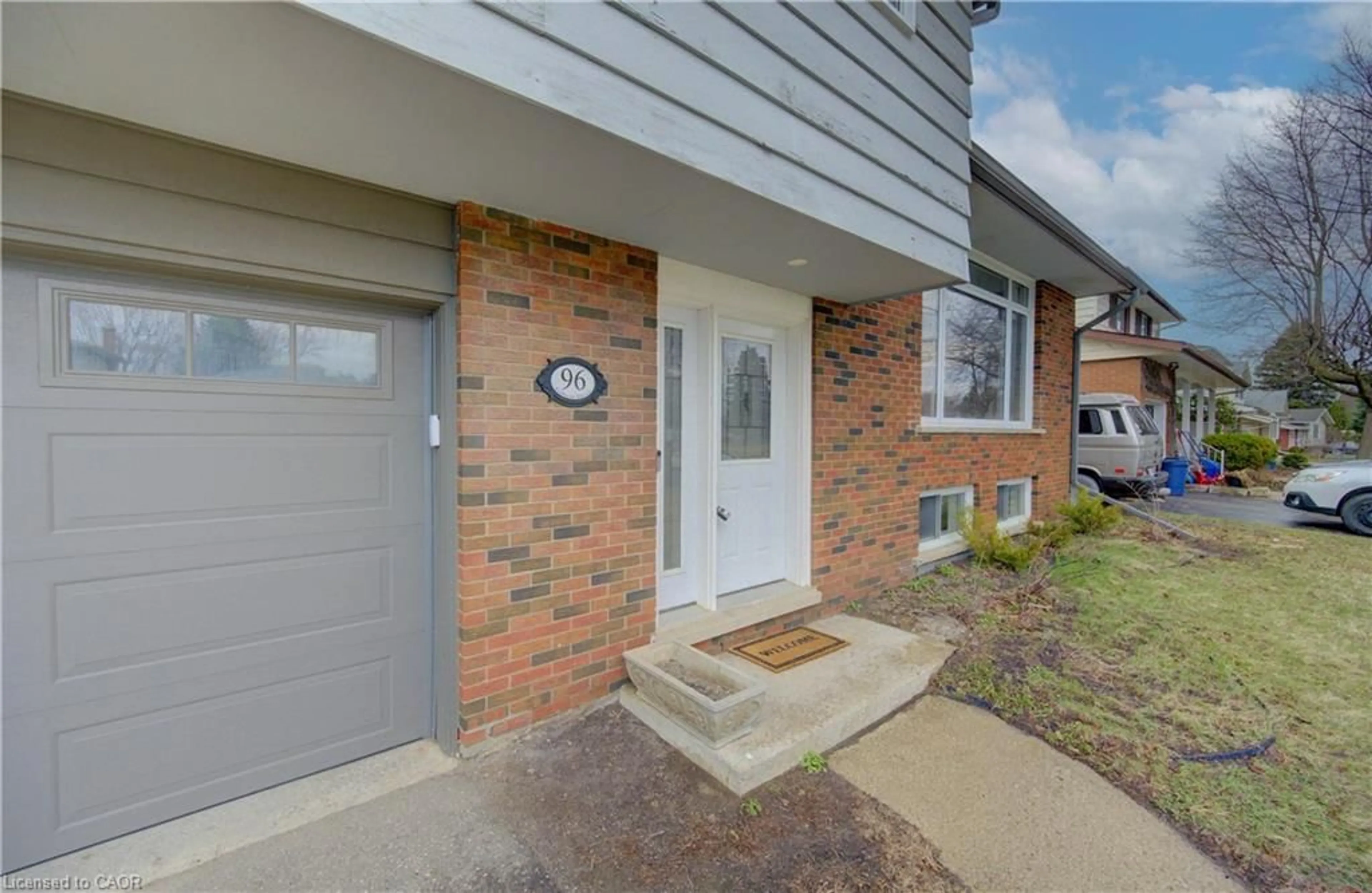 Unknown for 96 Gibson Dr, Kitchener Ontario N2B 2P4